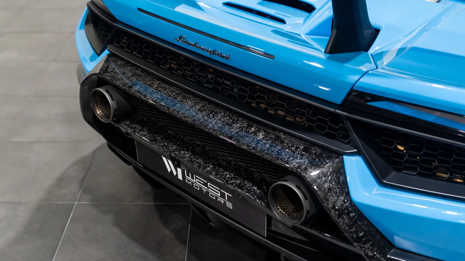 Lamborghini Huracan — photo 7