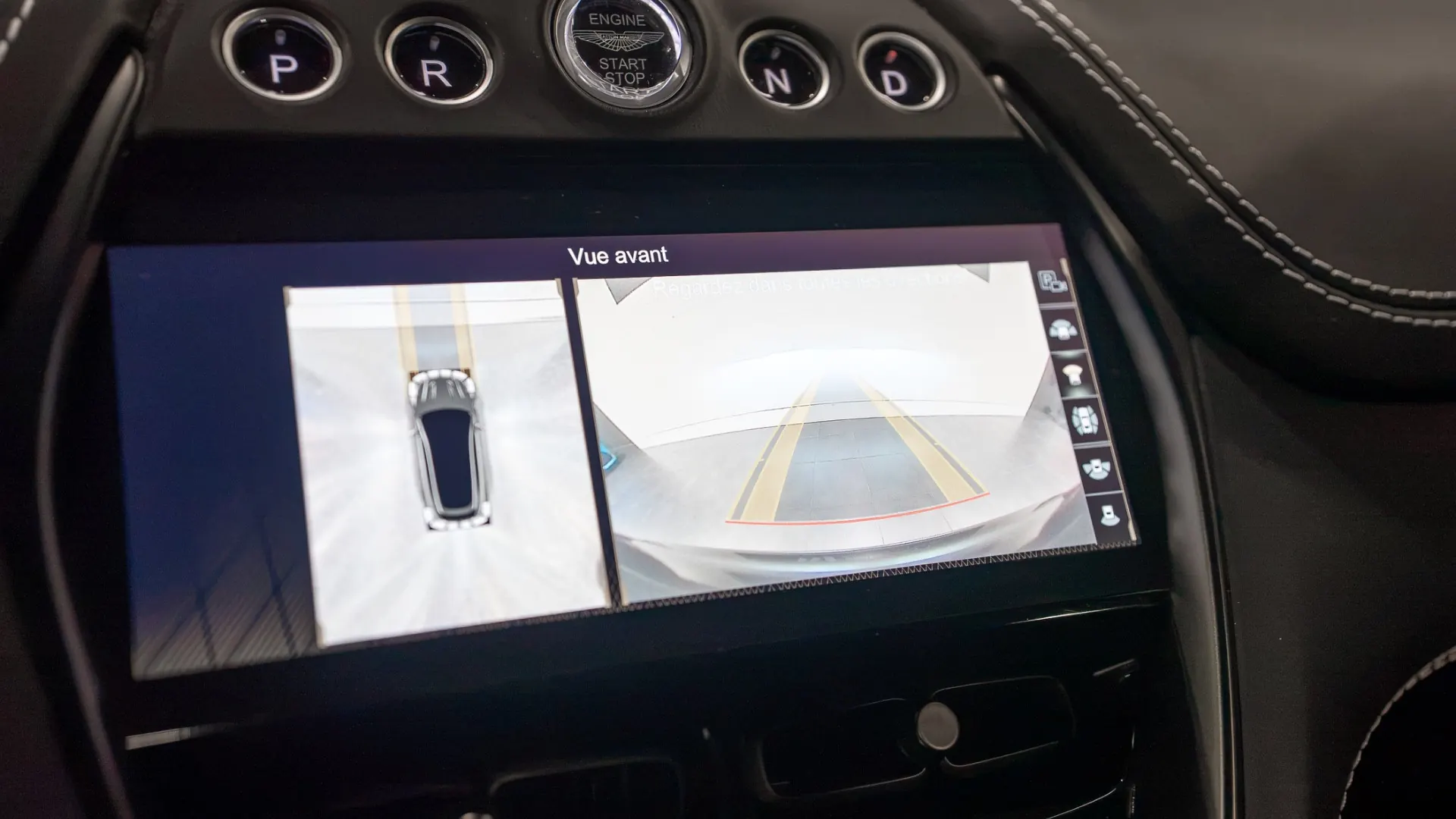 Aston Martin DBX — photo 20