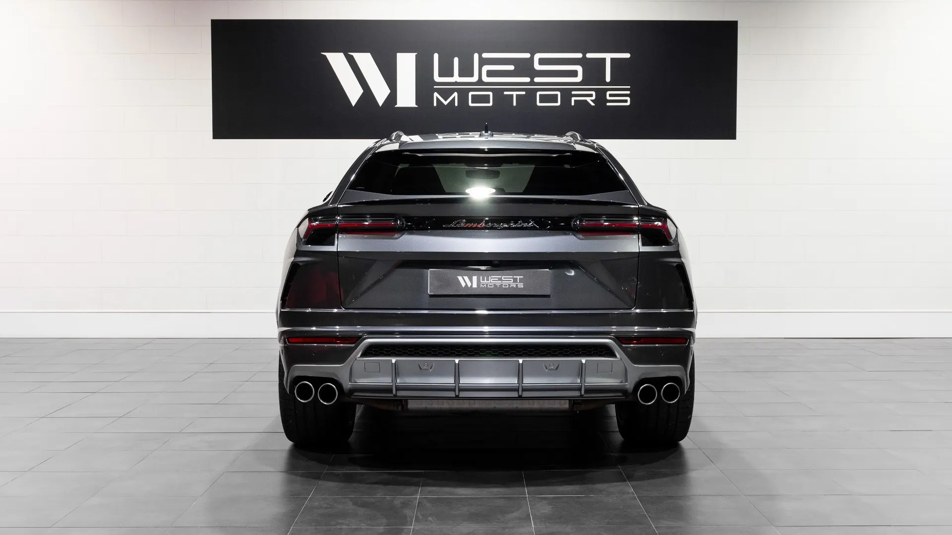 Lamborghini Urus — photo 5