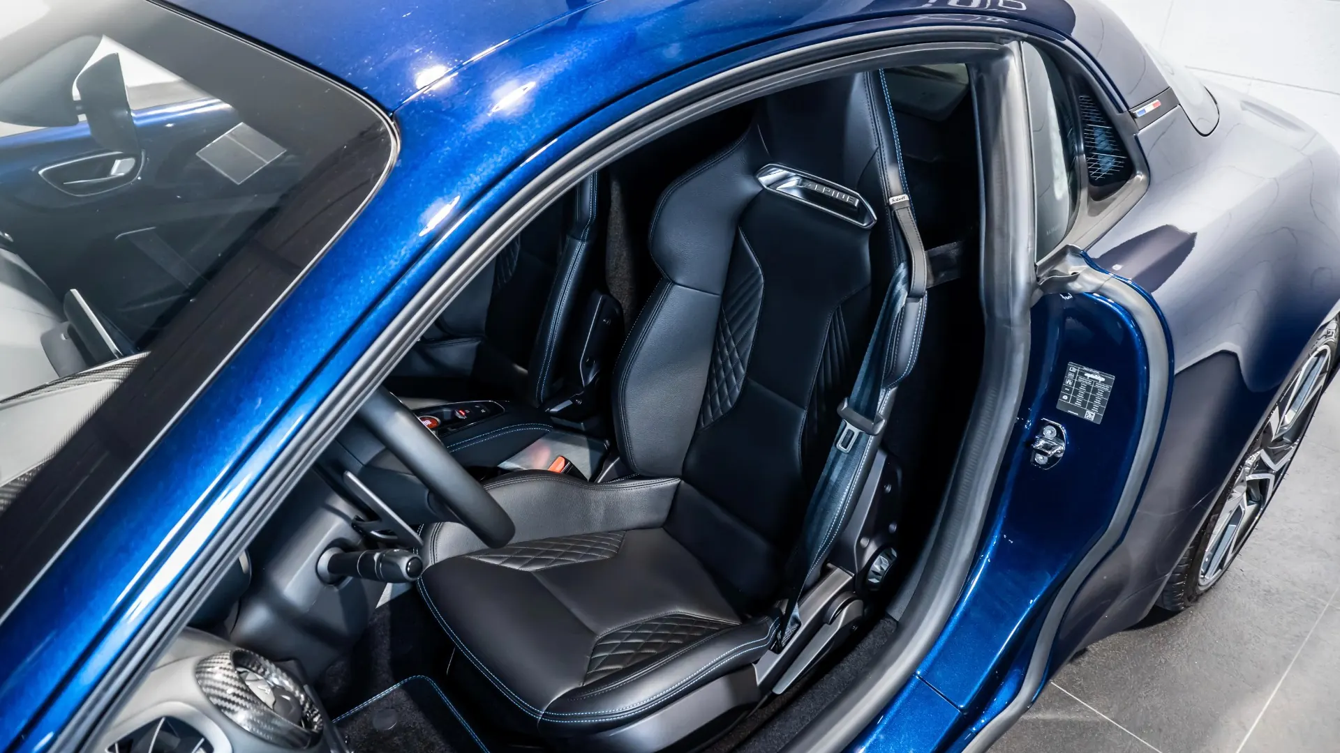 Alpine A110 — photo 14
