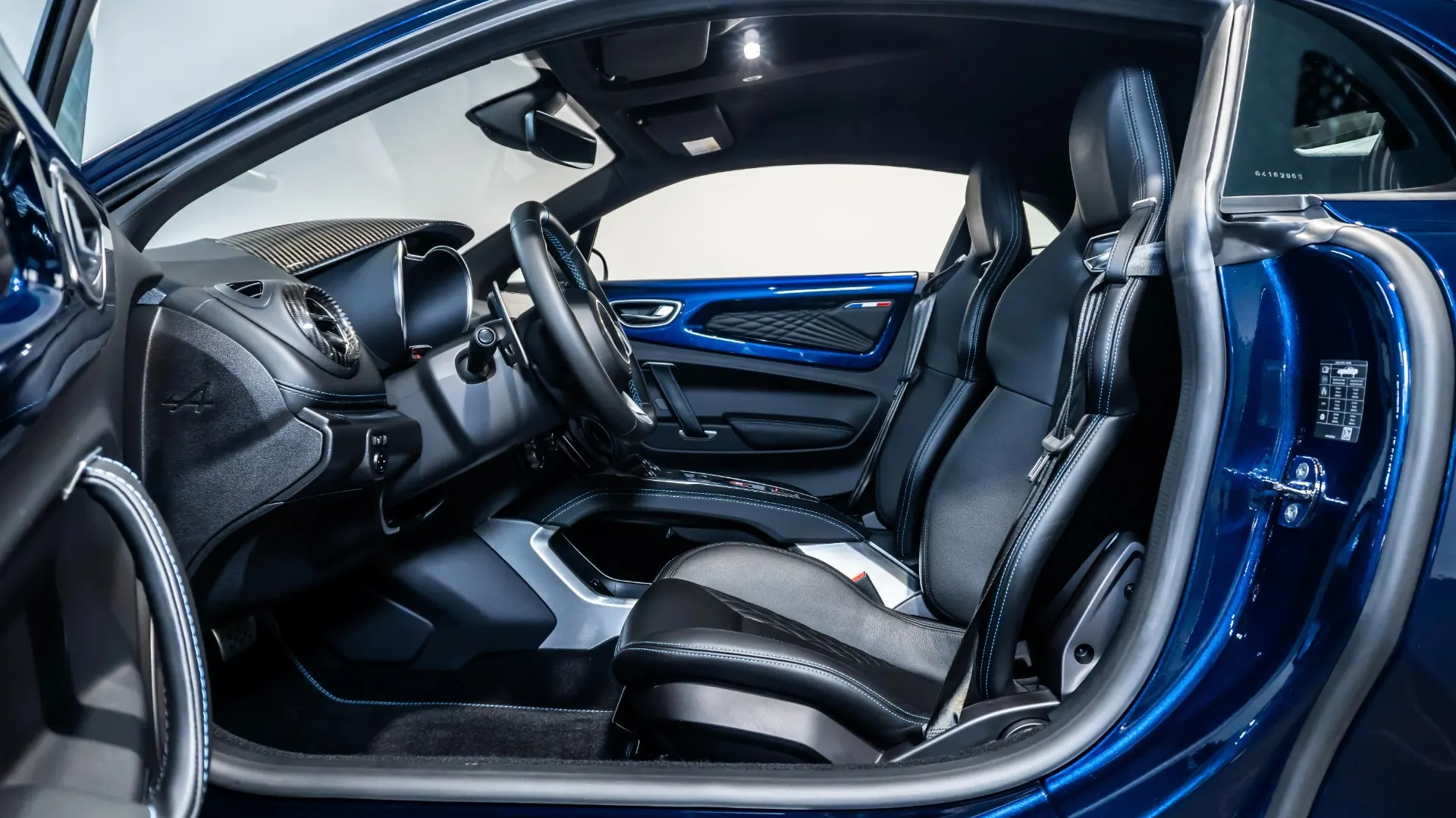 Alpine A110 — photo 13