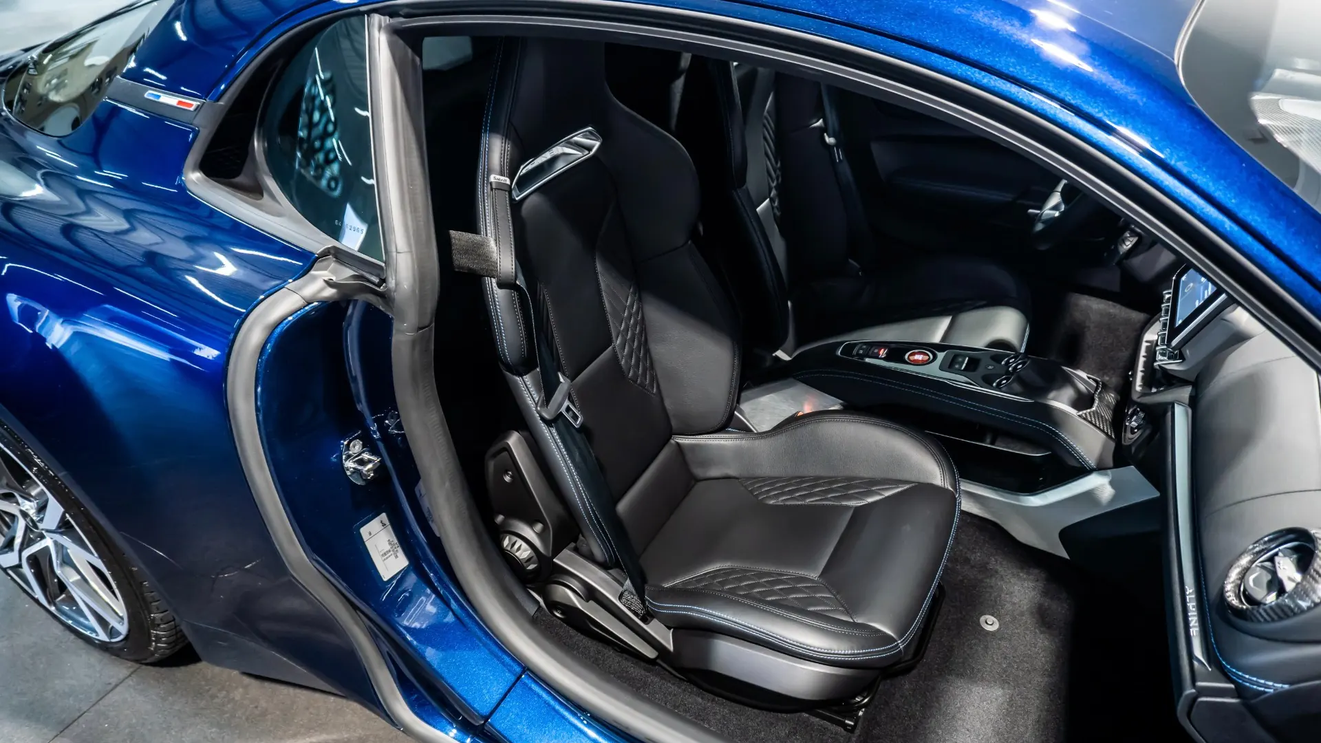 Alpine A110 — photo 10