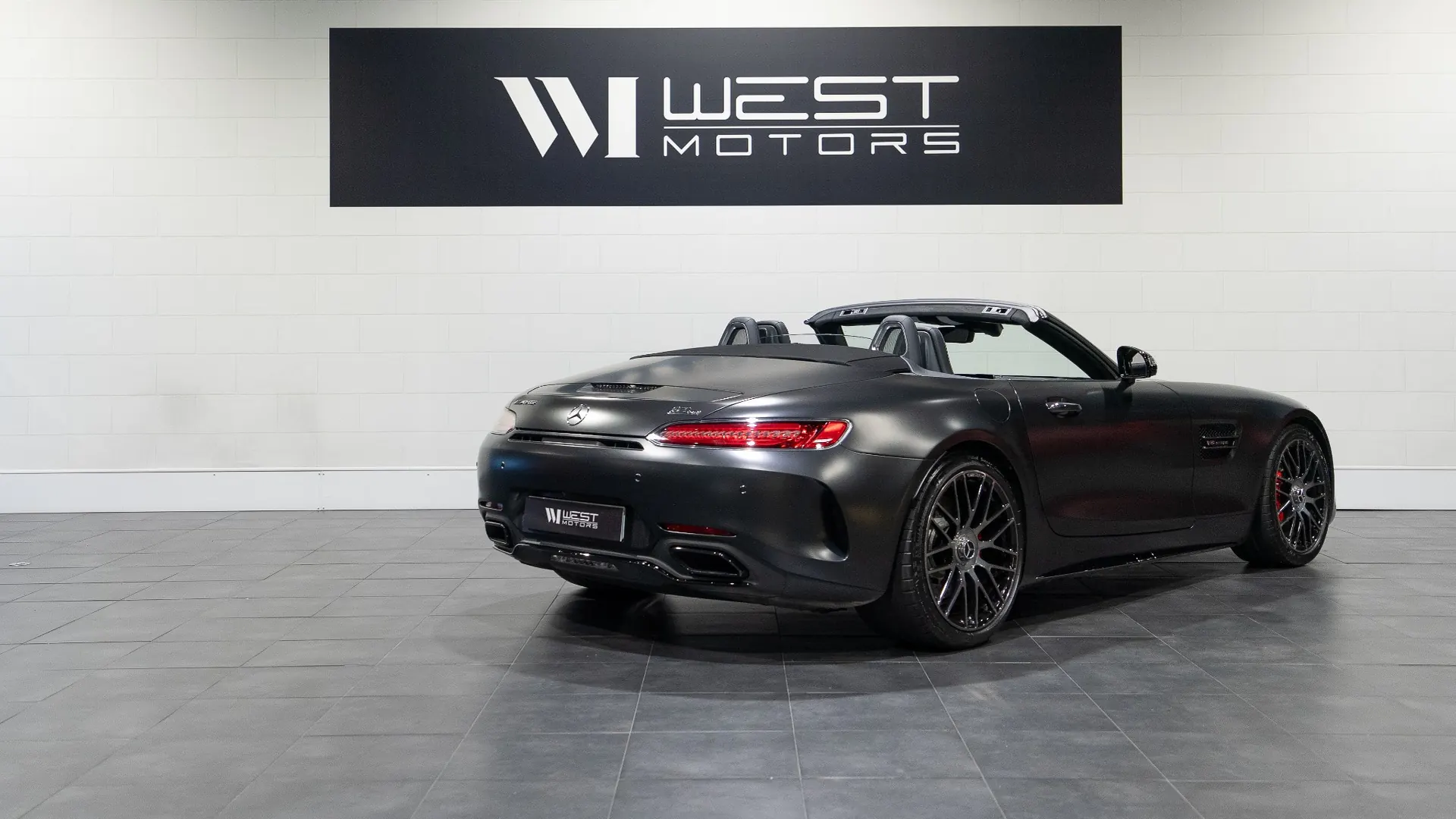 Mercedes-Benz AMG GT — photo 5