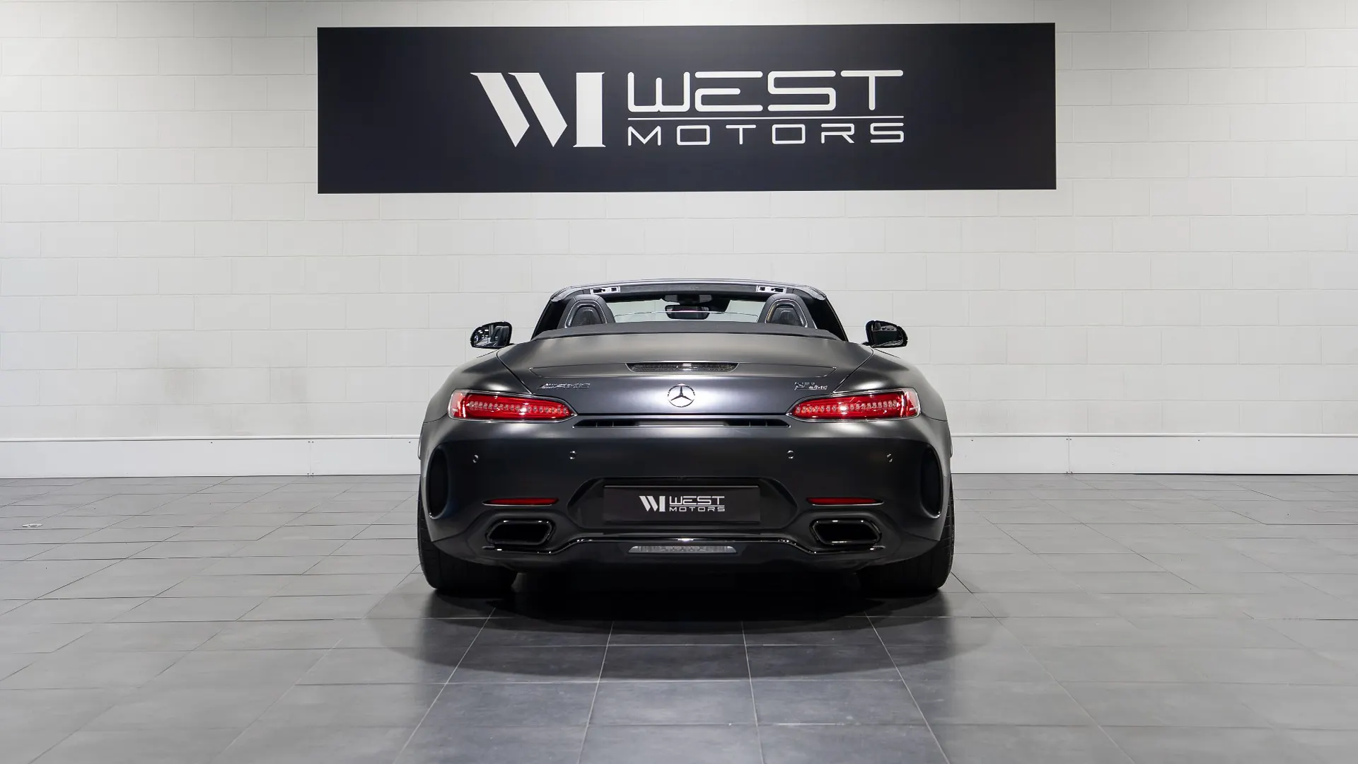 Mercedes-Benz AMG GT — photo 6