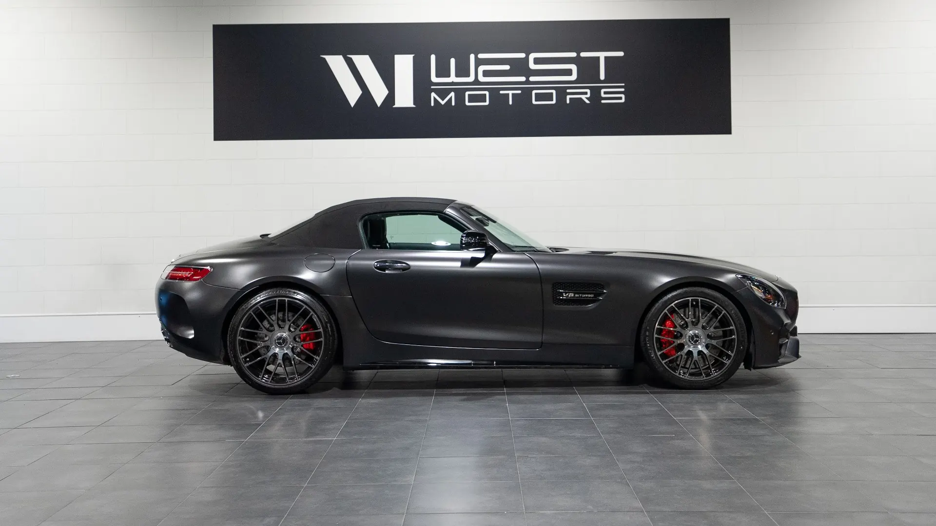 Mercedes-Benz AMG GT — photo 3