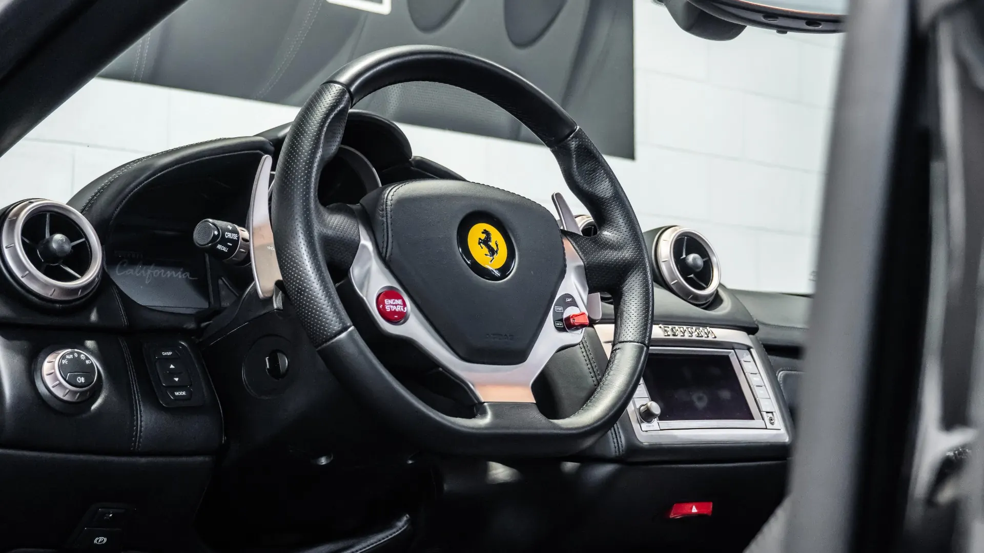 Ferrari California — photo 20