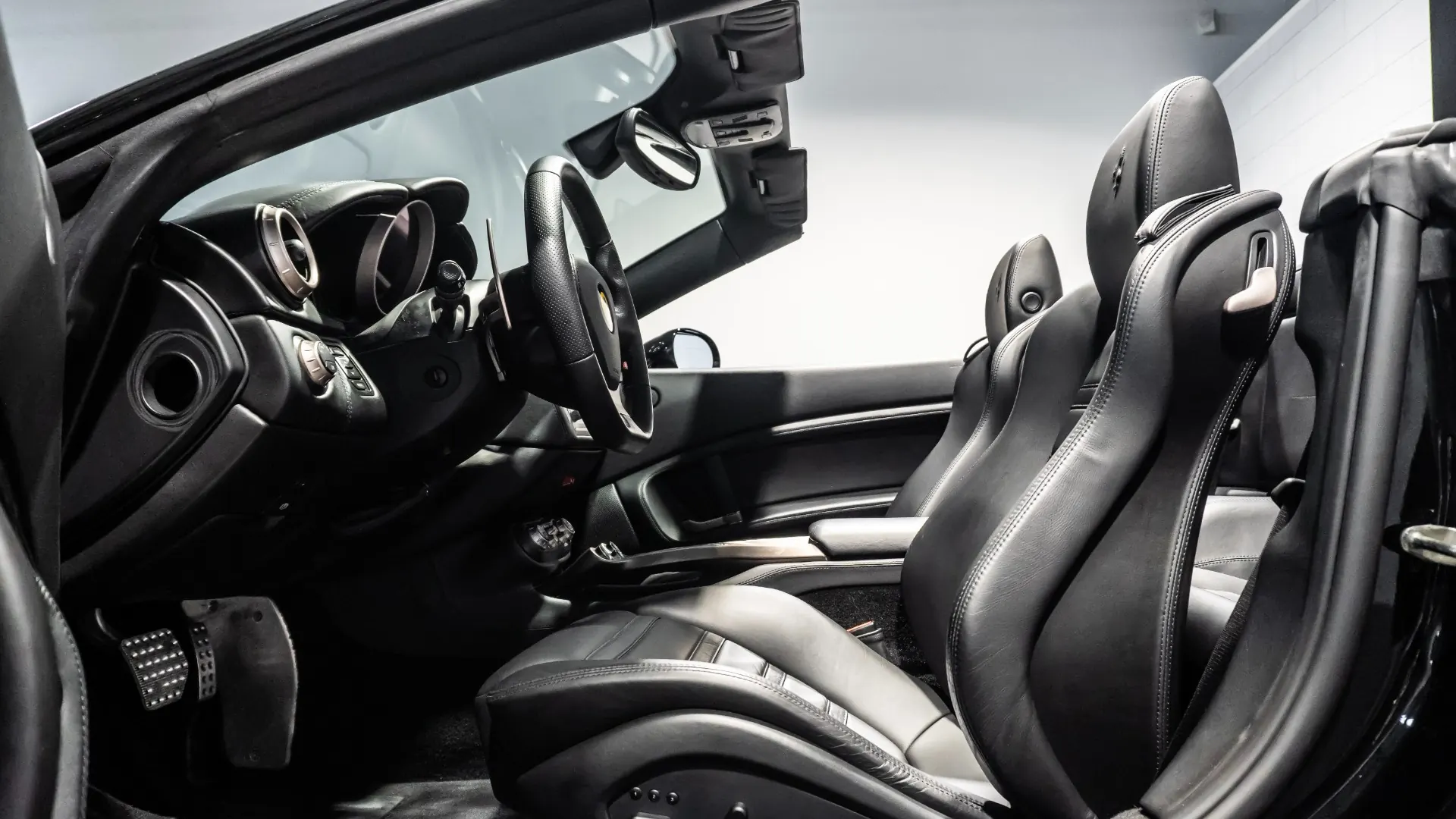 Ferrari California — photo 15