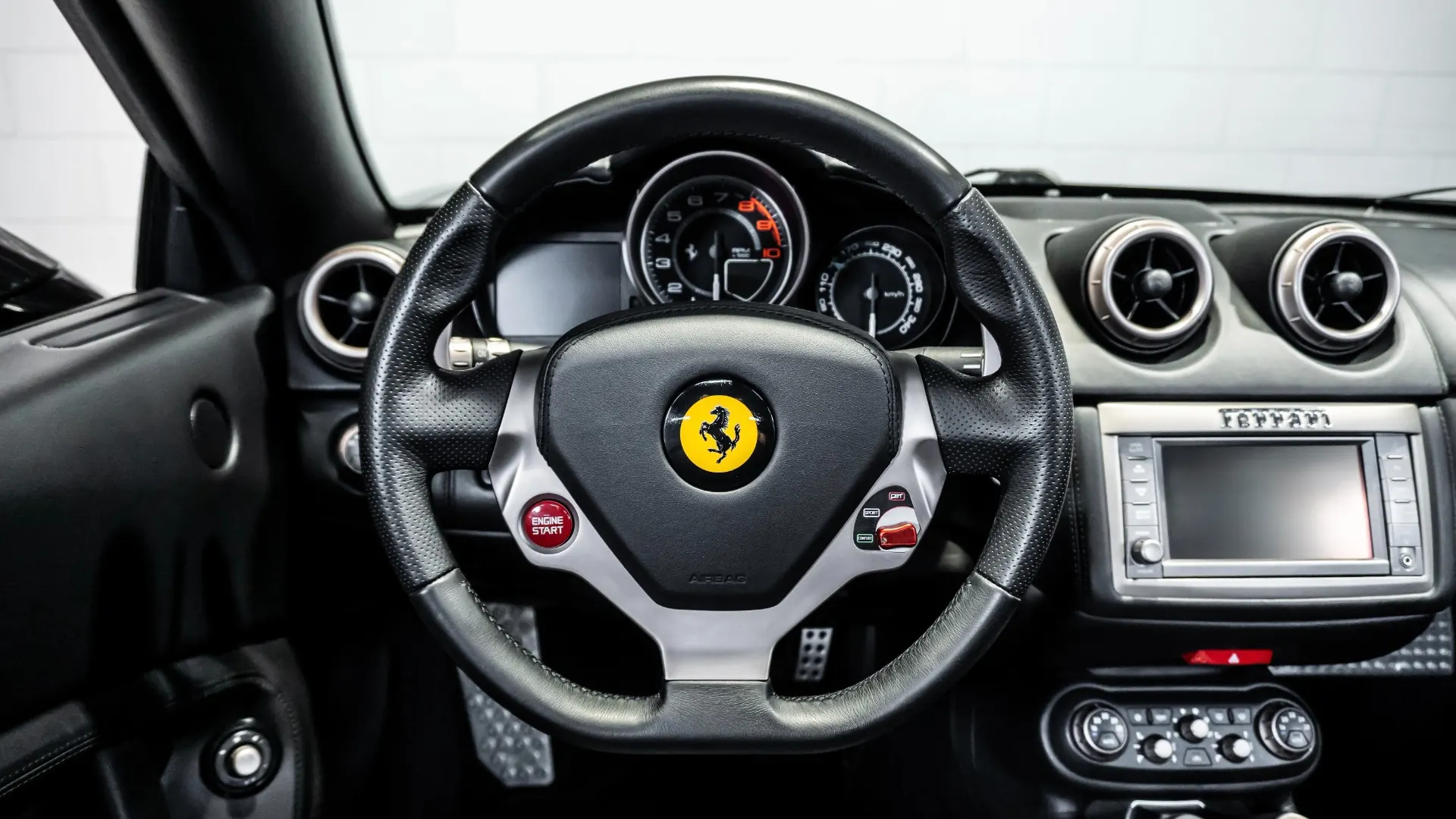 Ferrari California — photo 22