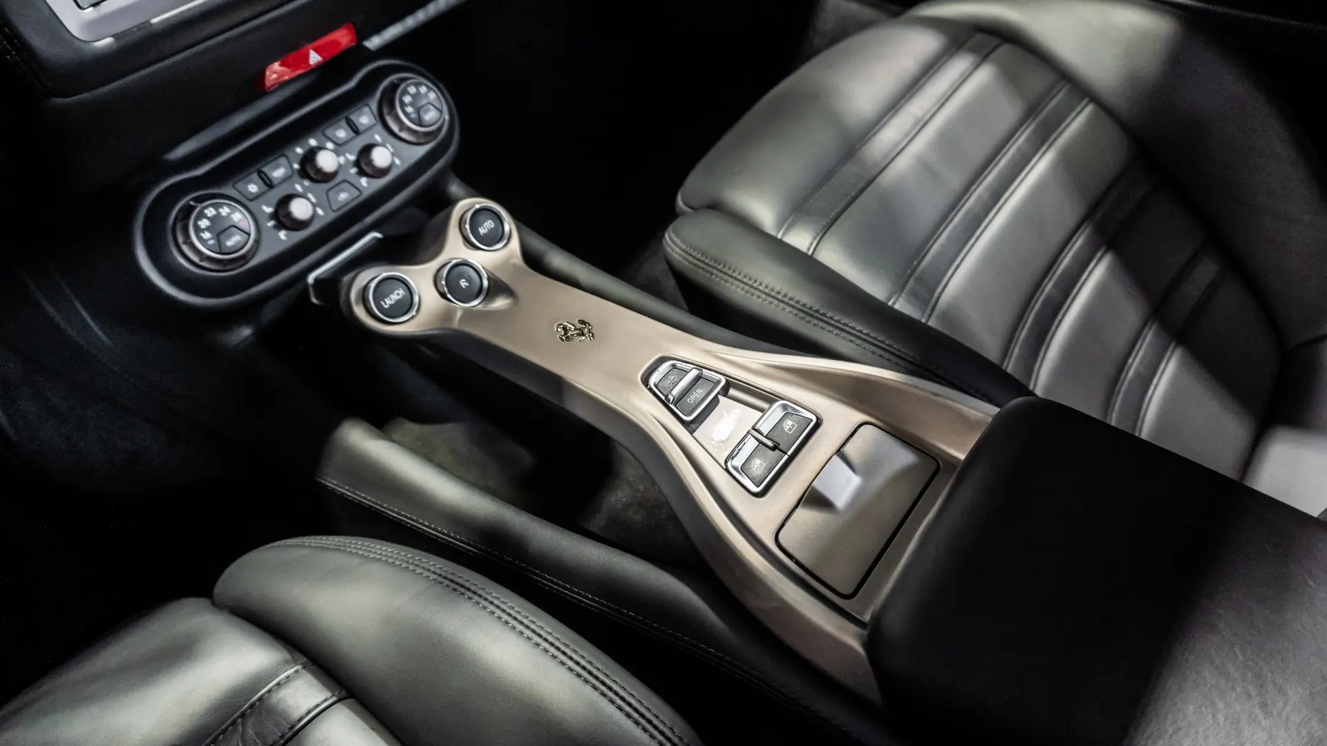 Ferrari California — photo 27