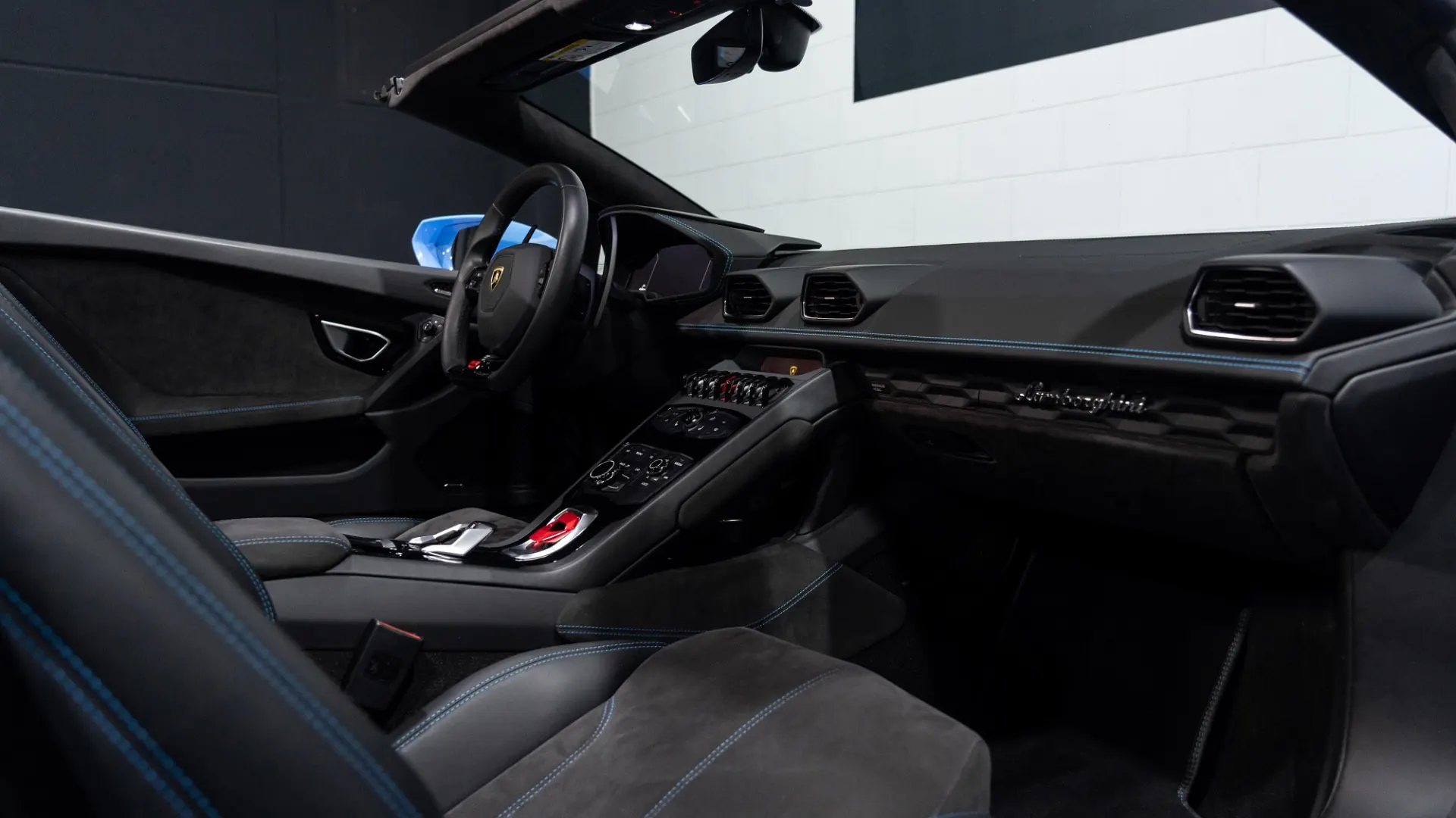 Lamborghini Huracan — photo 9