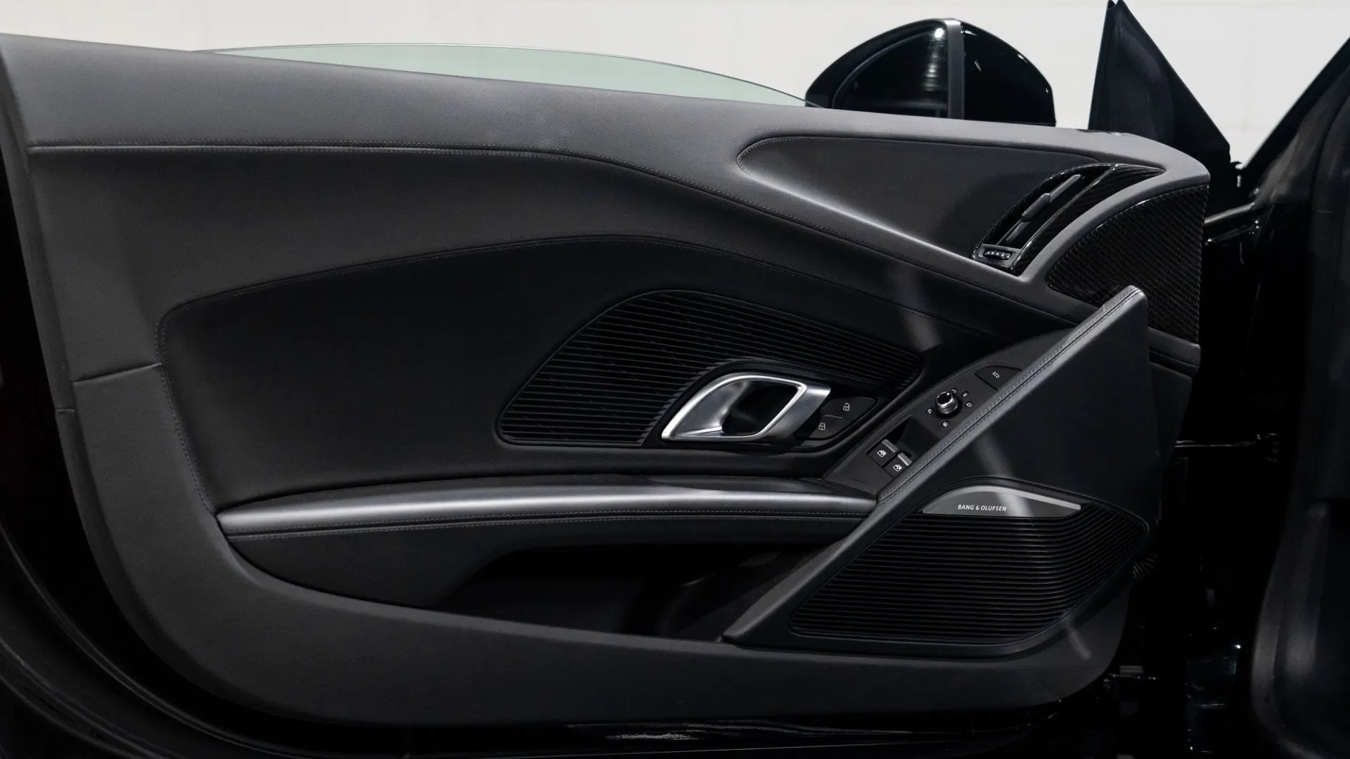Audi R8 — photo 29