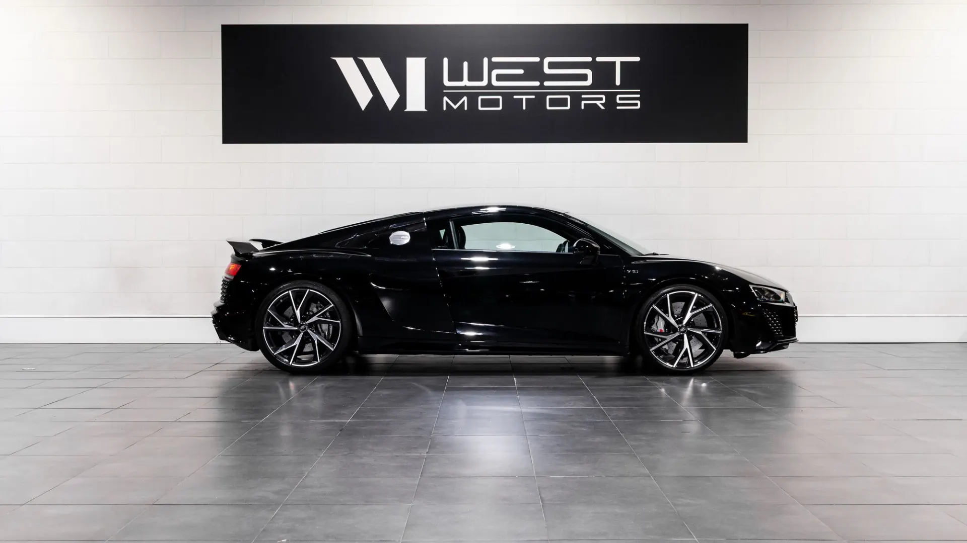 Audi R8 — photo 3
