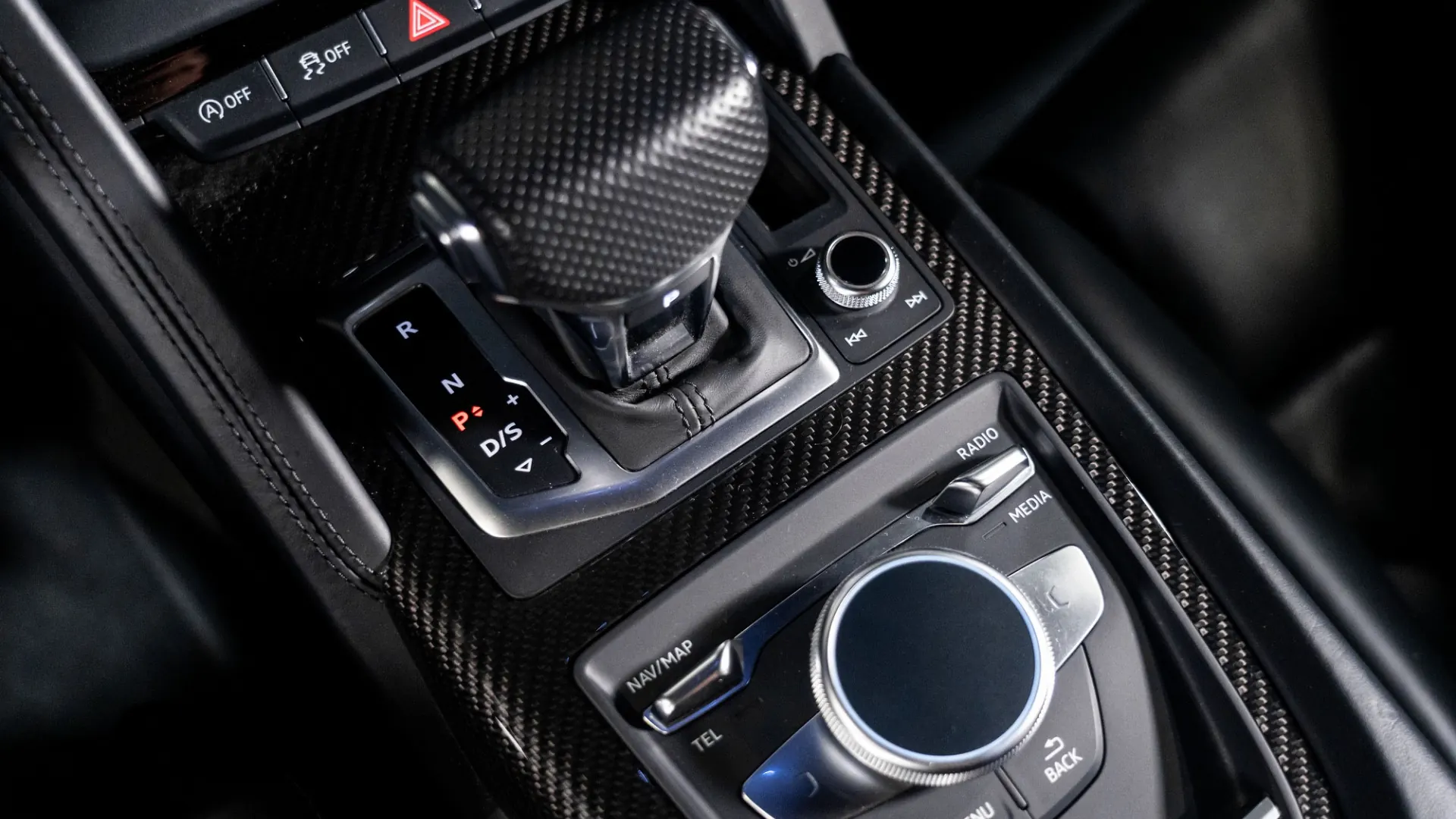 Audi R8 — photo 27