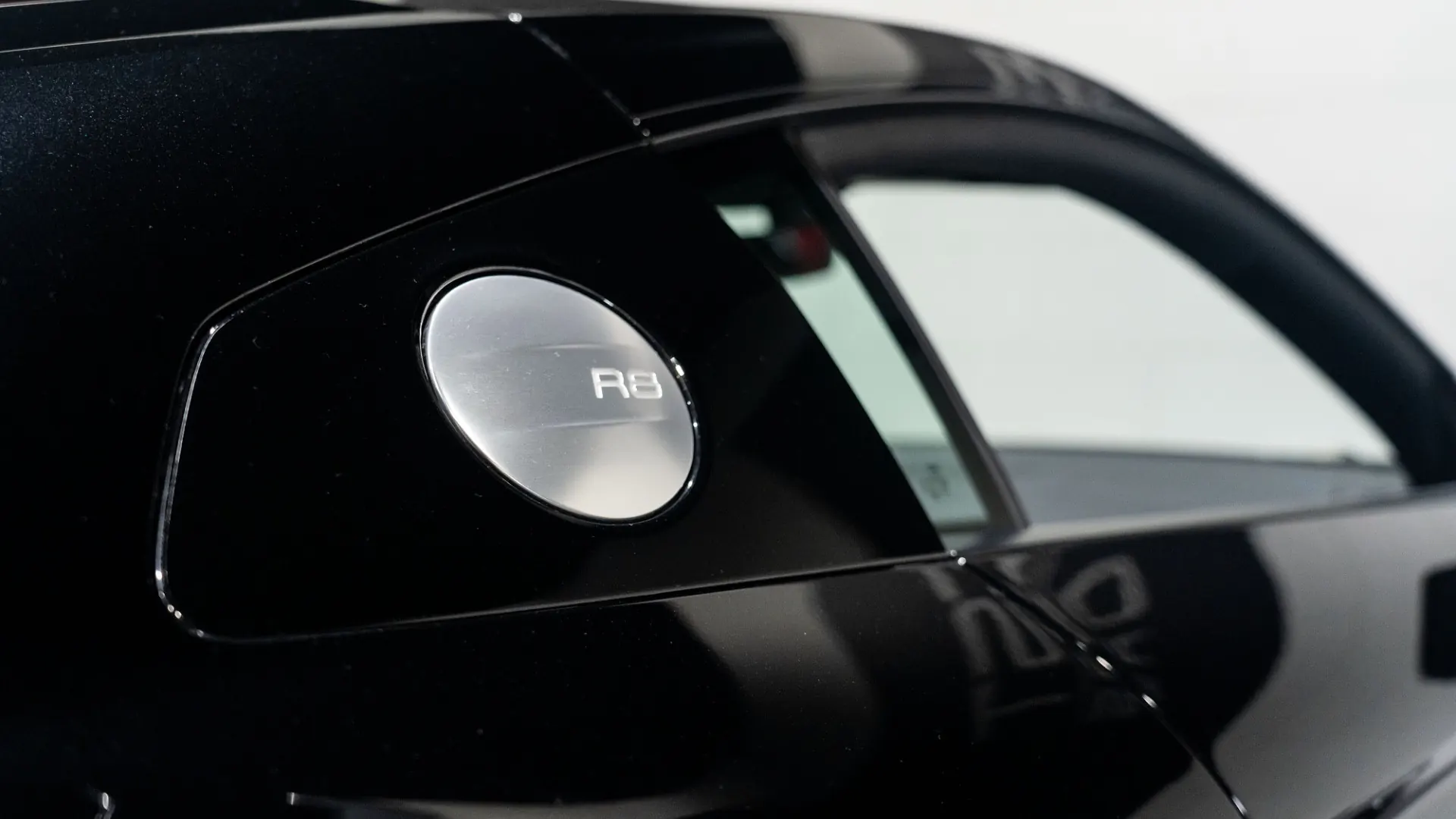 Audi R8 — photo 7