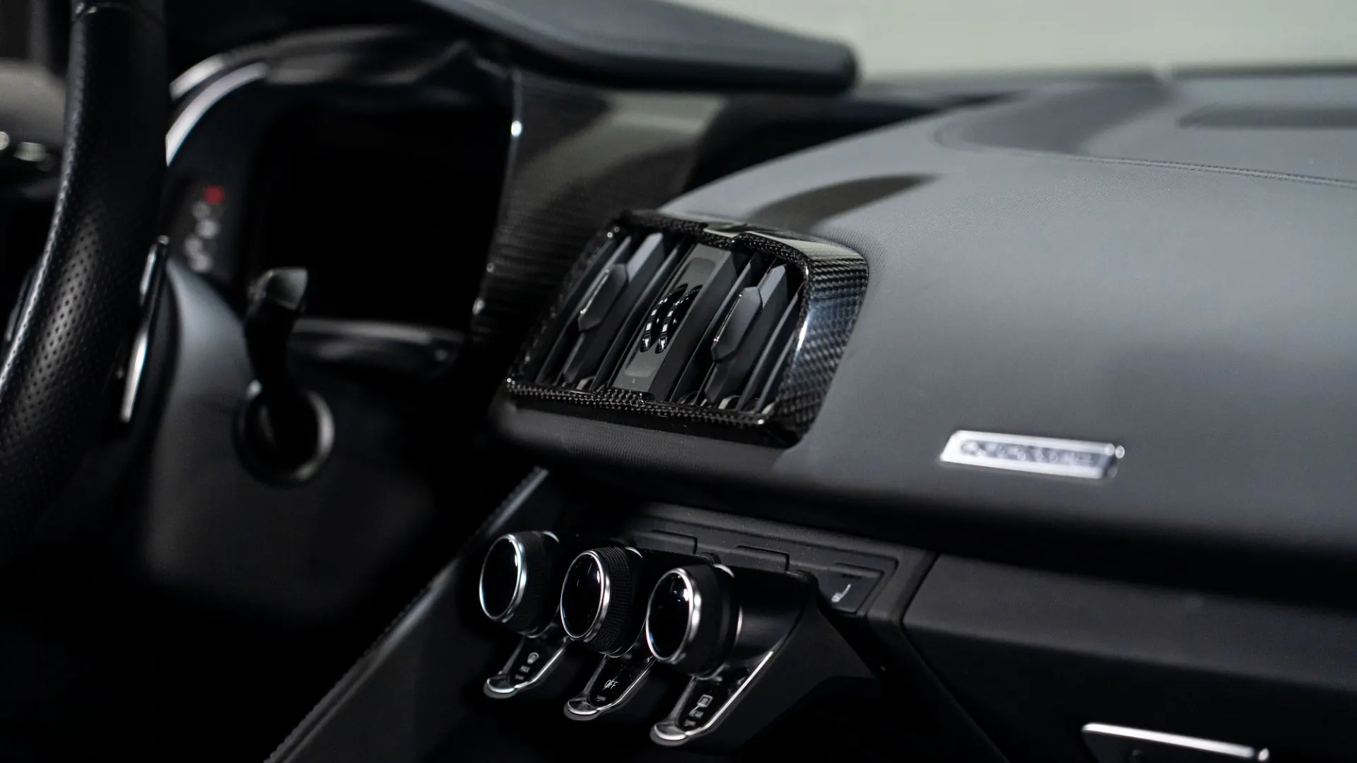 Audi R8 — photo 17