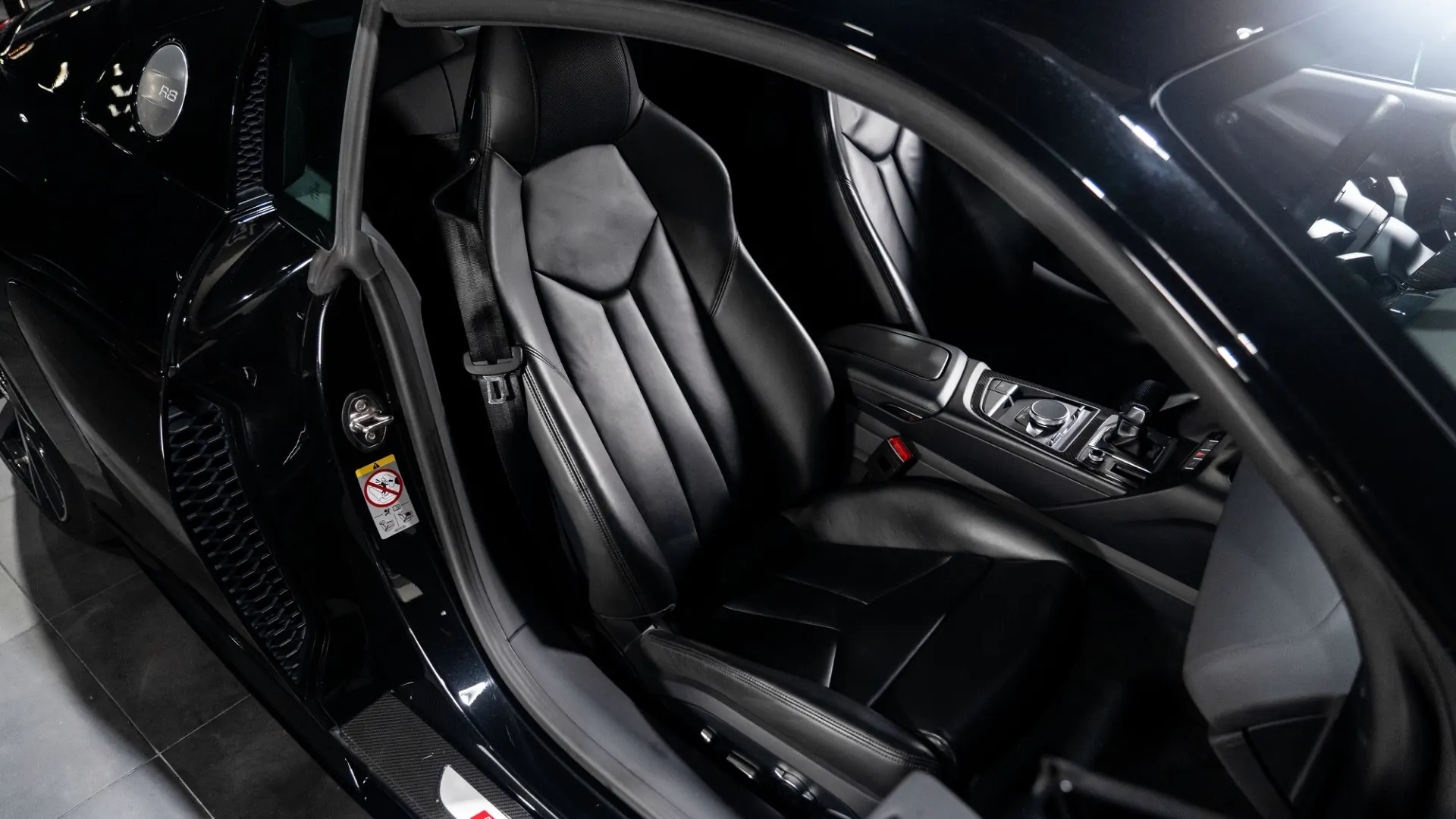Audi R8 — photo 12