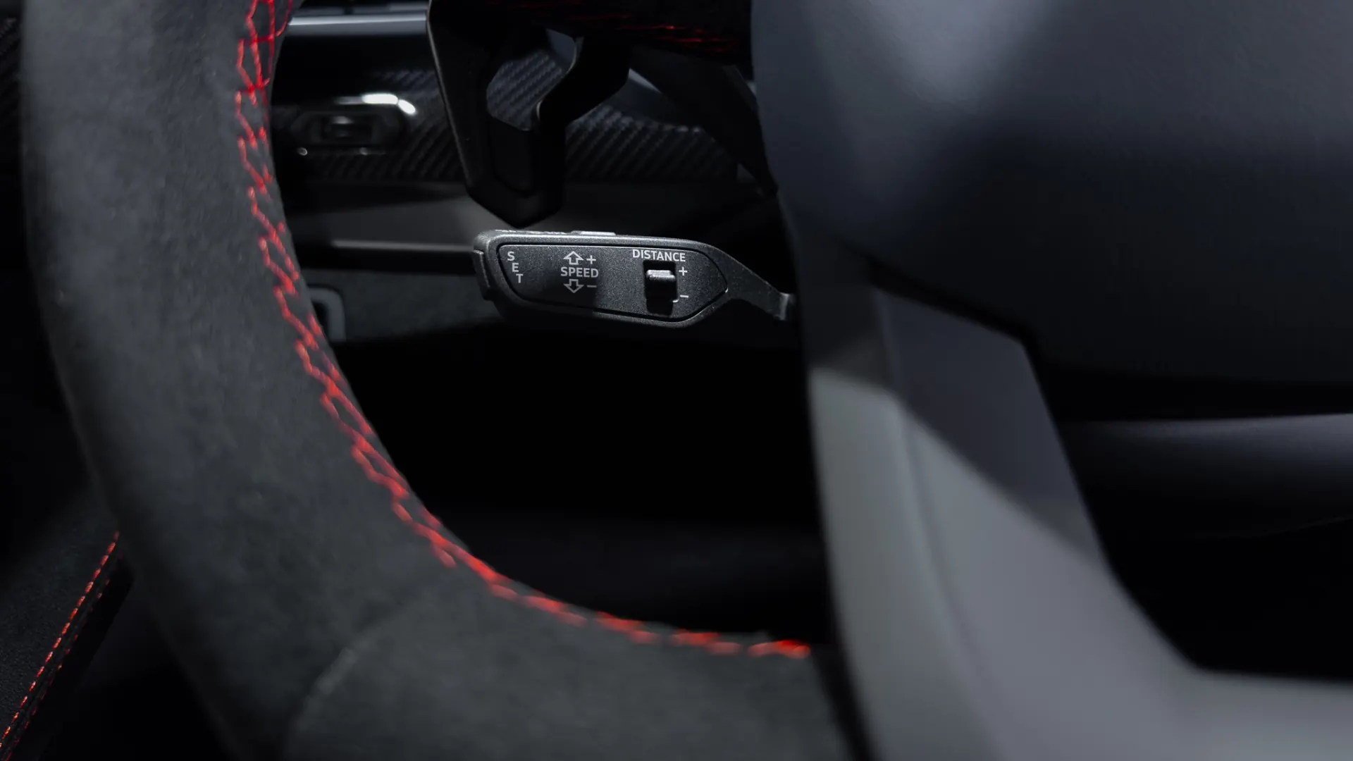 Lamborghini Urus — photo 24