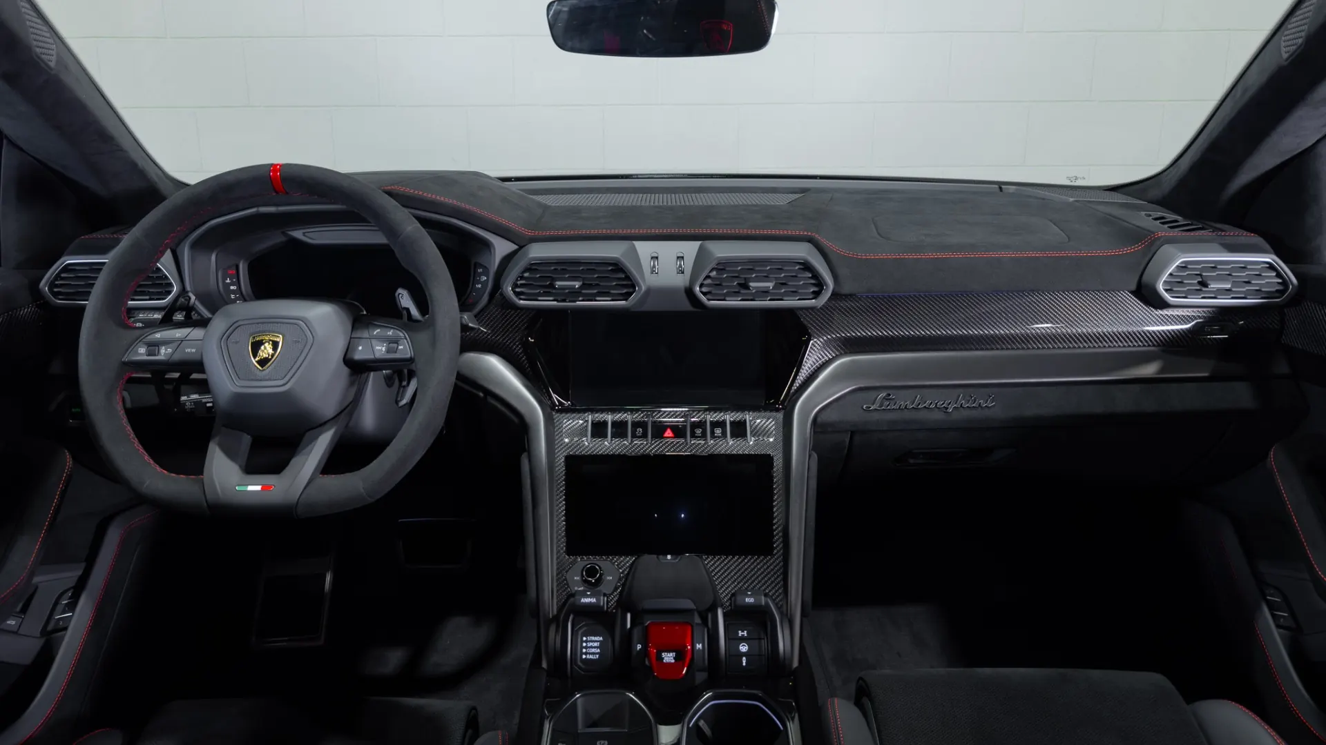 Lamborghini Urus — photo 15