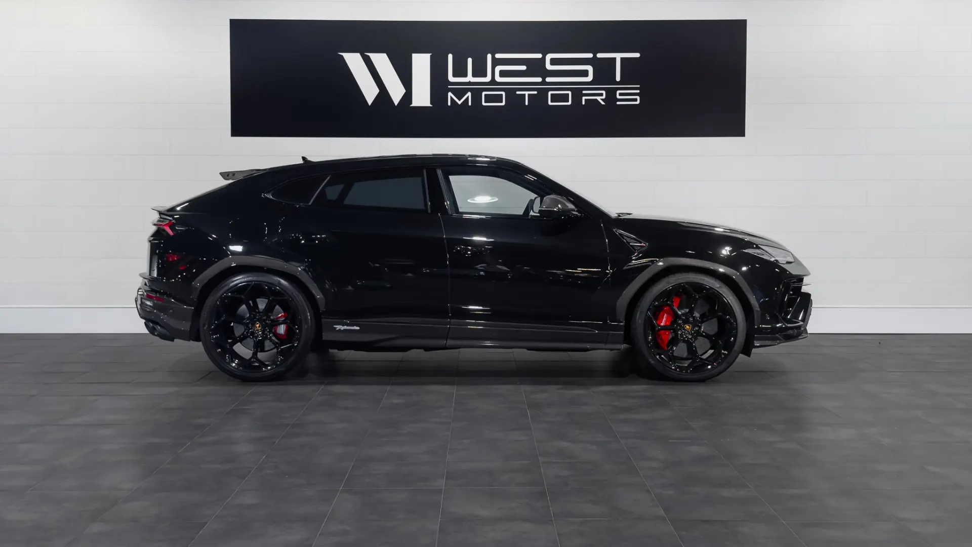 Lamborghini Urus — photo 3