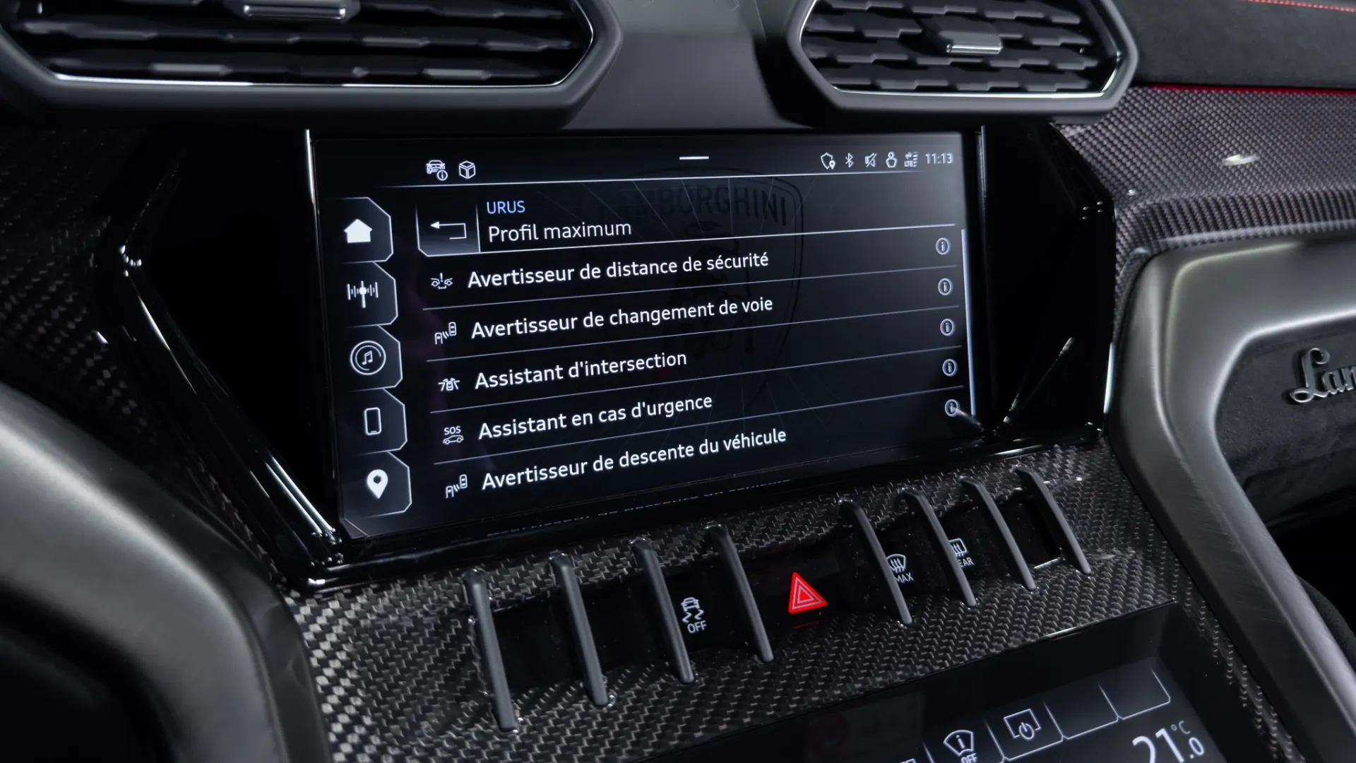 Lamborghini Urus — photo 29