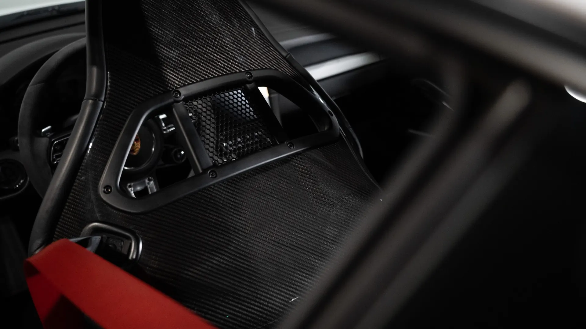 Porsche 911 — photo 10