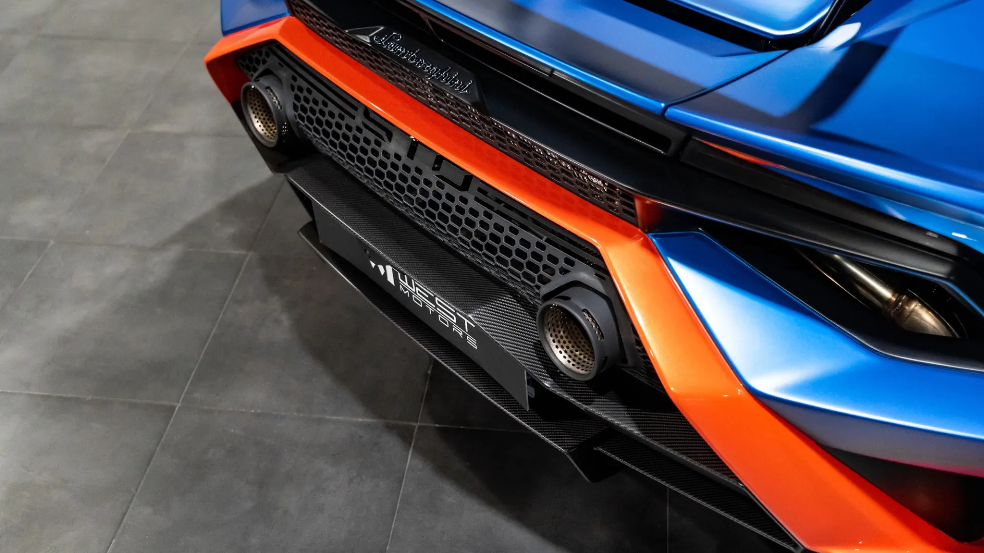 Lamborghini Huracan — photo 7
