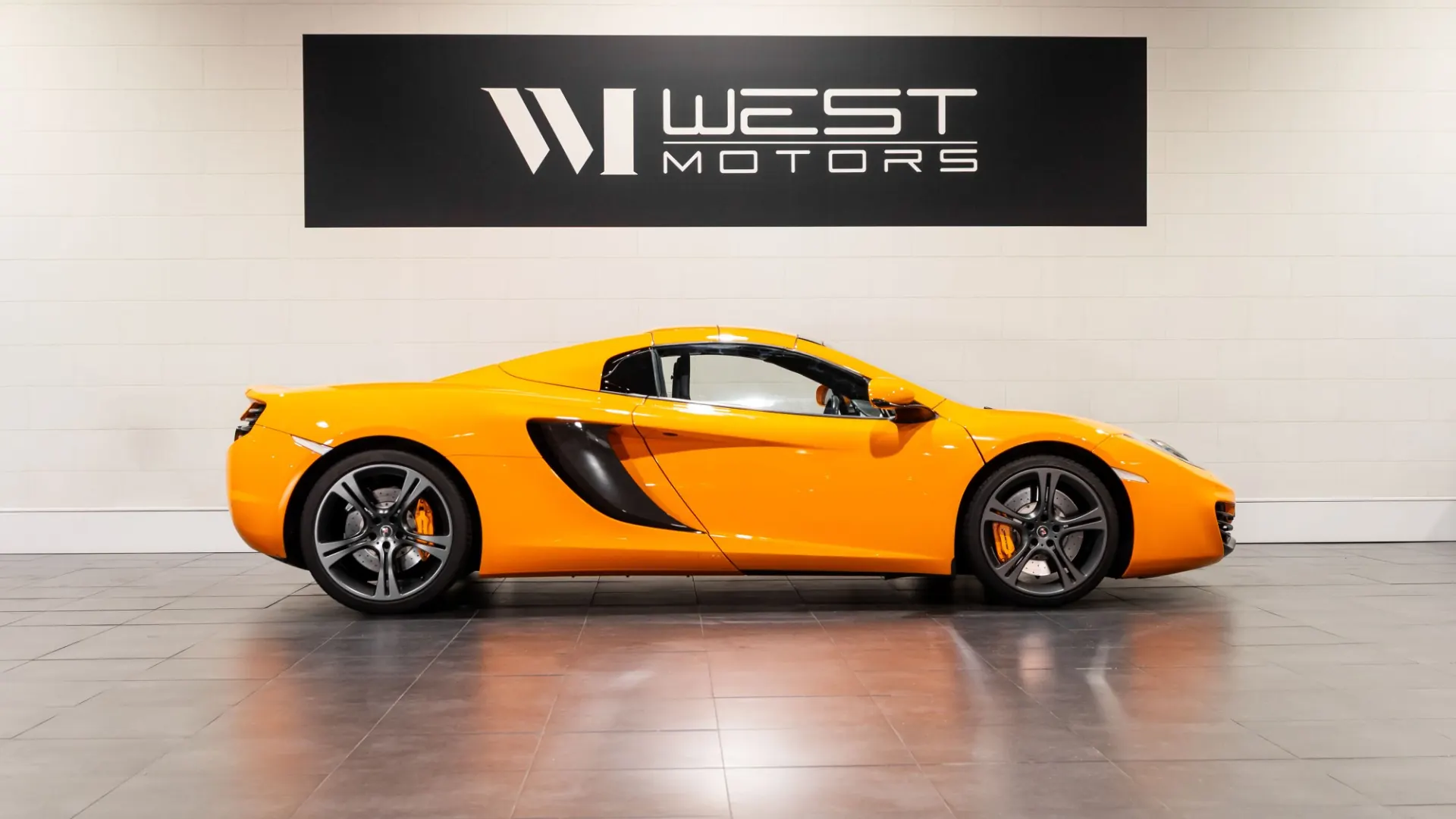 McLaren MP4-12C — photo 3