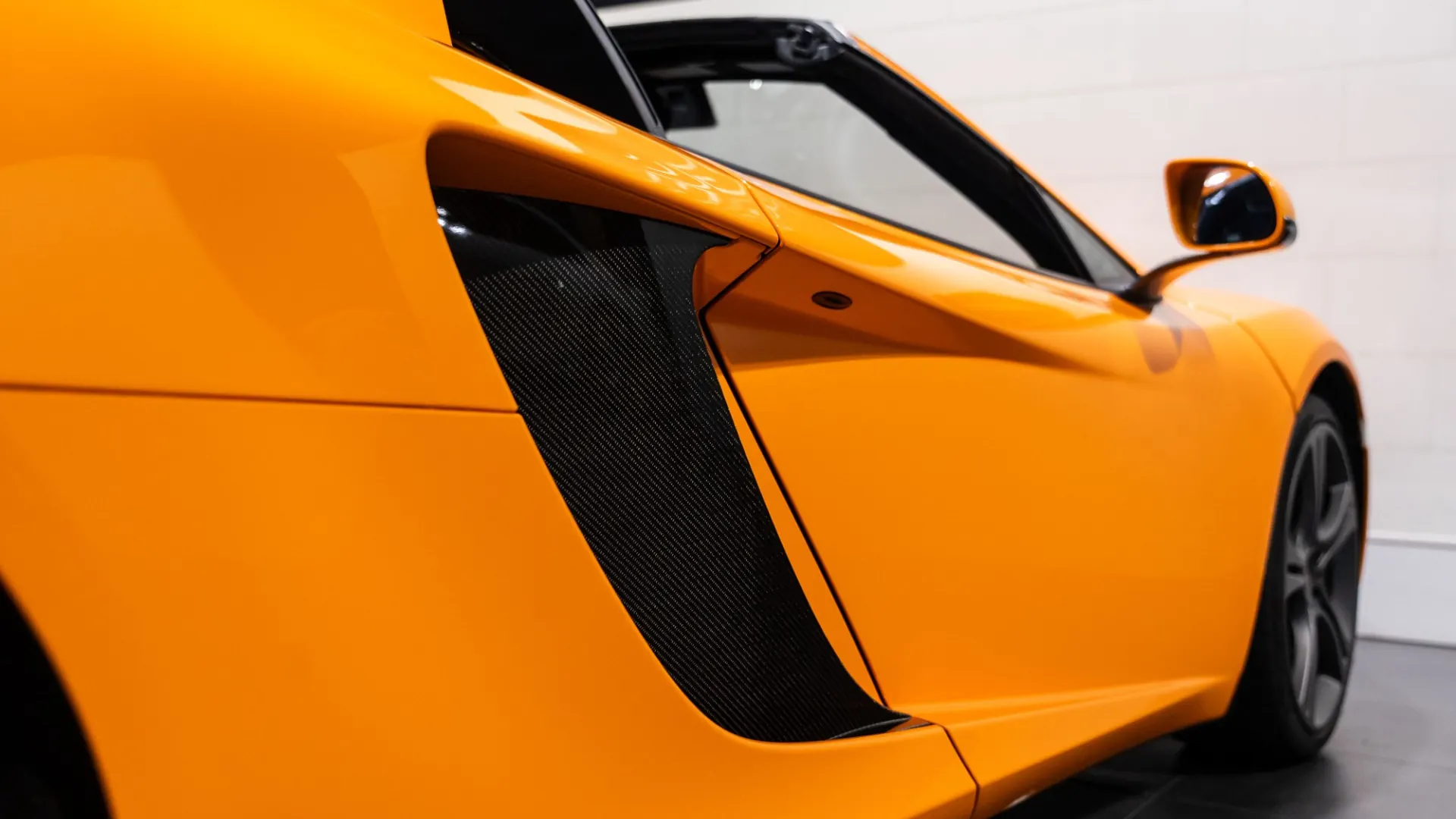 McLaren MP4-12C — photo 8