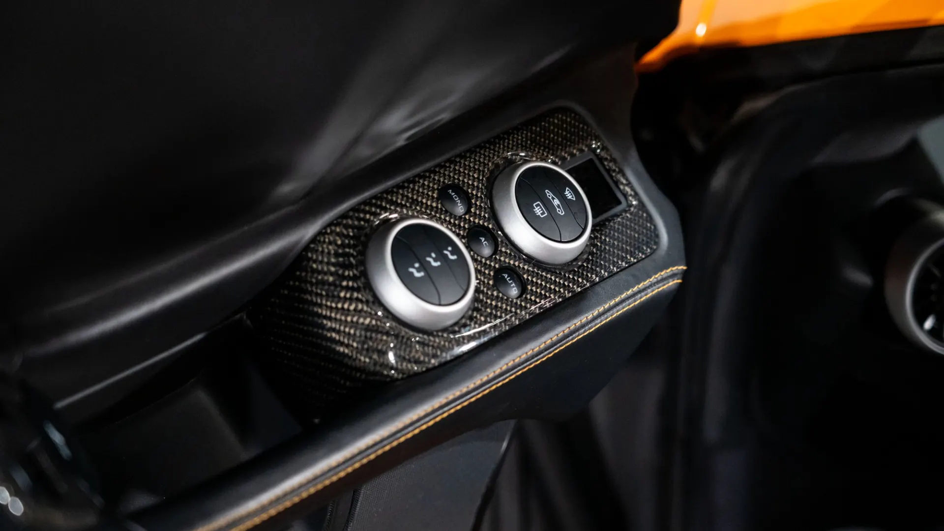 McLaren MP4-12C — photo 29