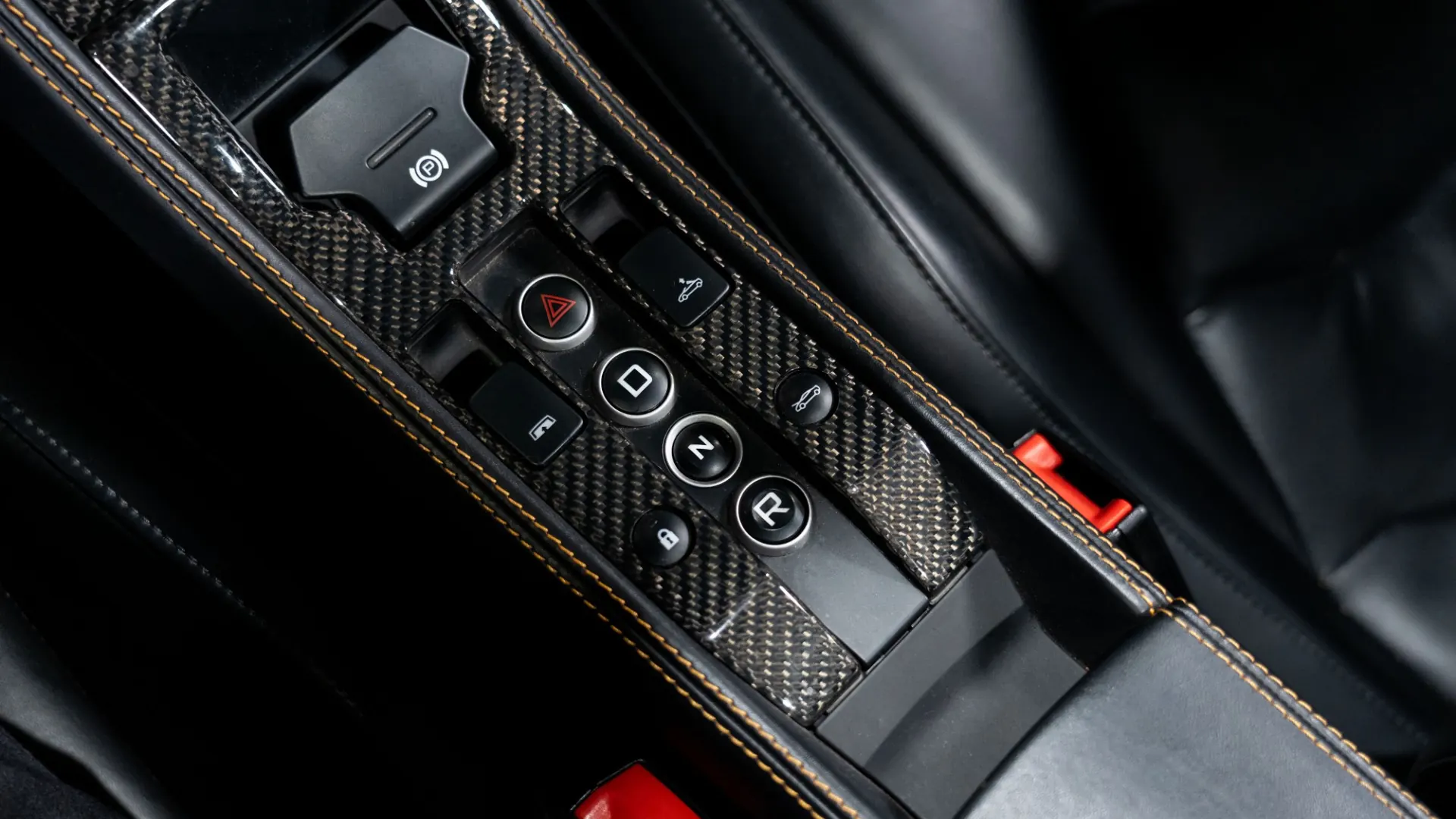 McLaren MP4-12C — photo 18