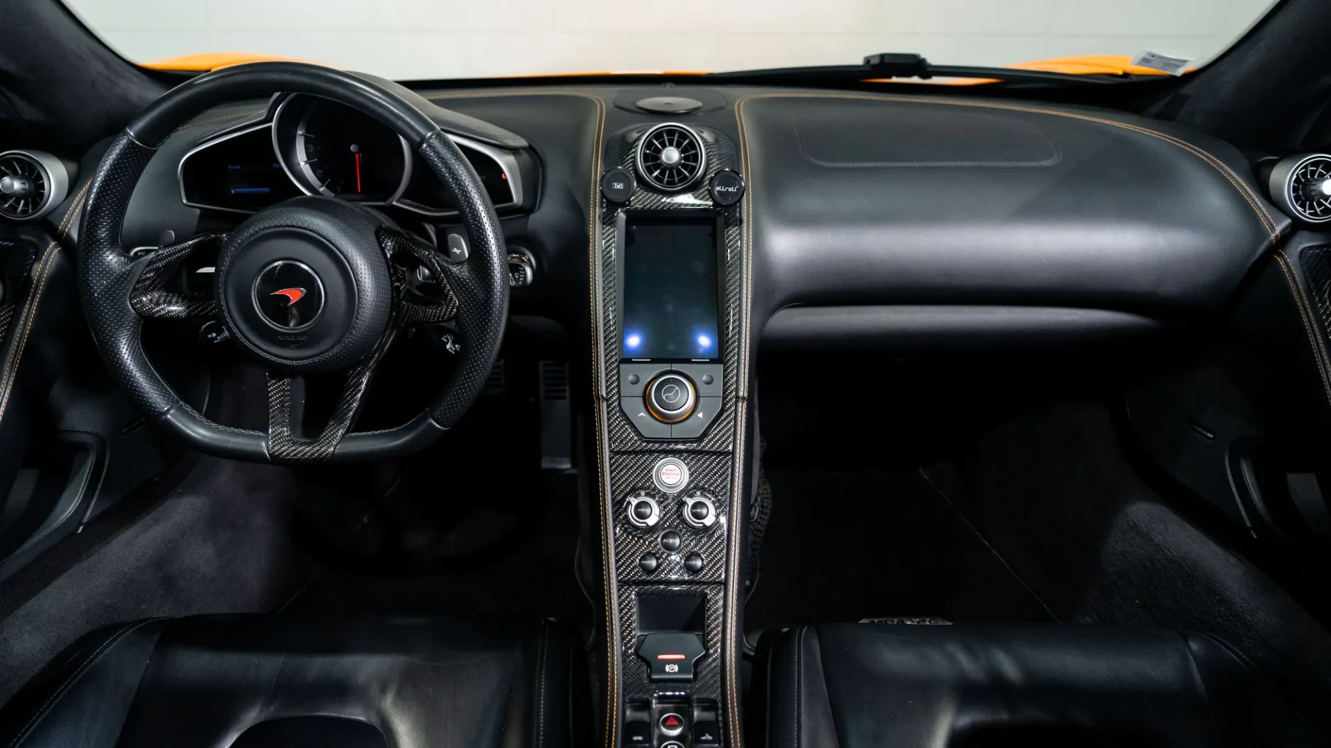 McLaren MP4-12C — photo 11