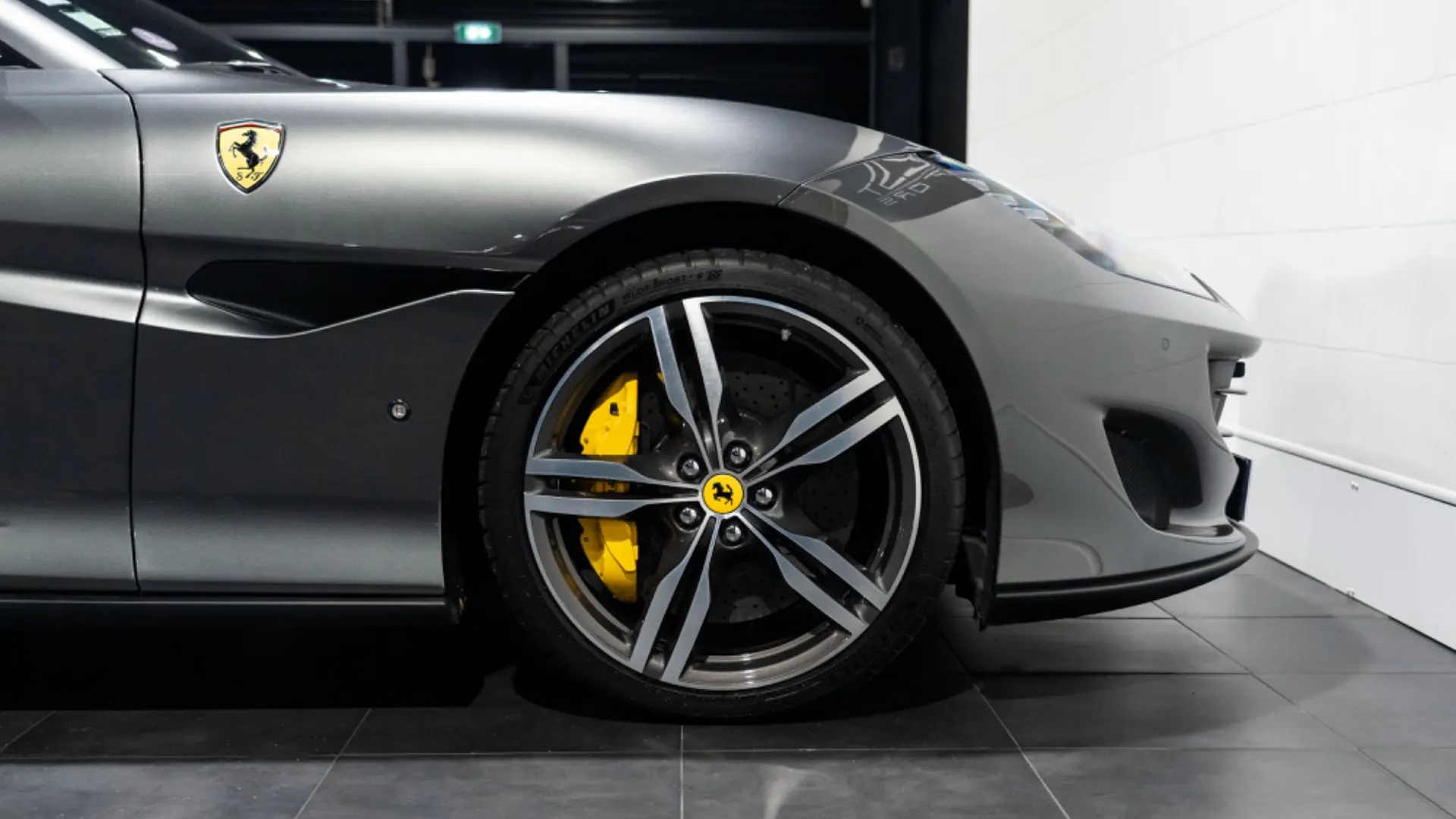 Ferrari Portofino — photo 8