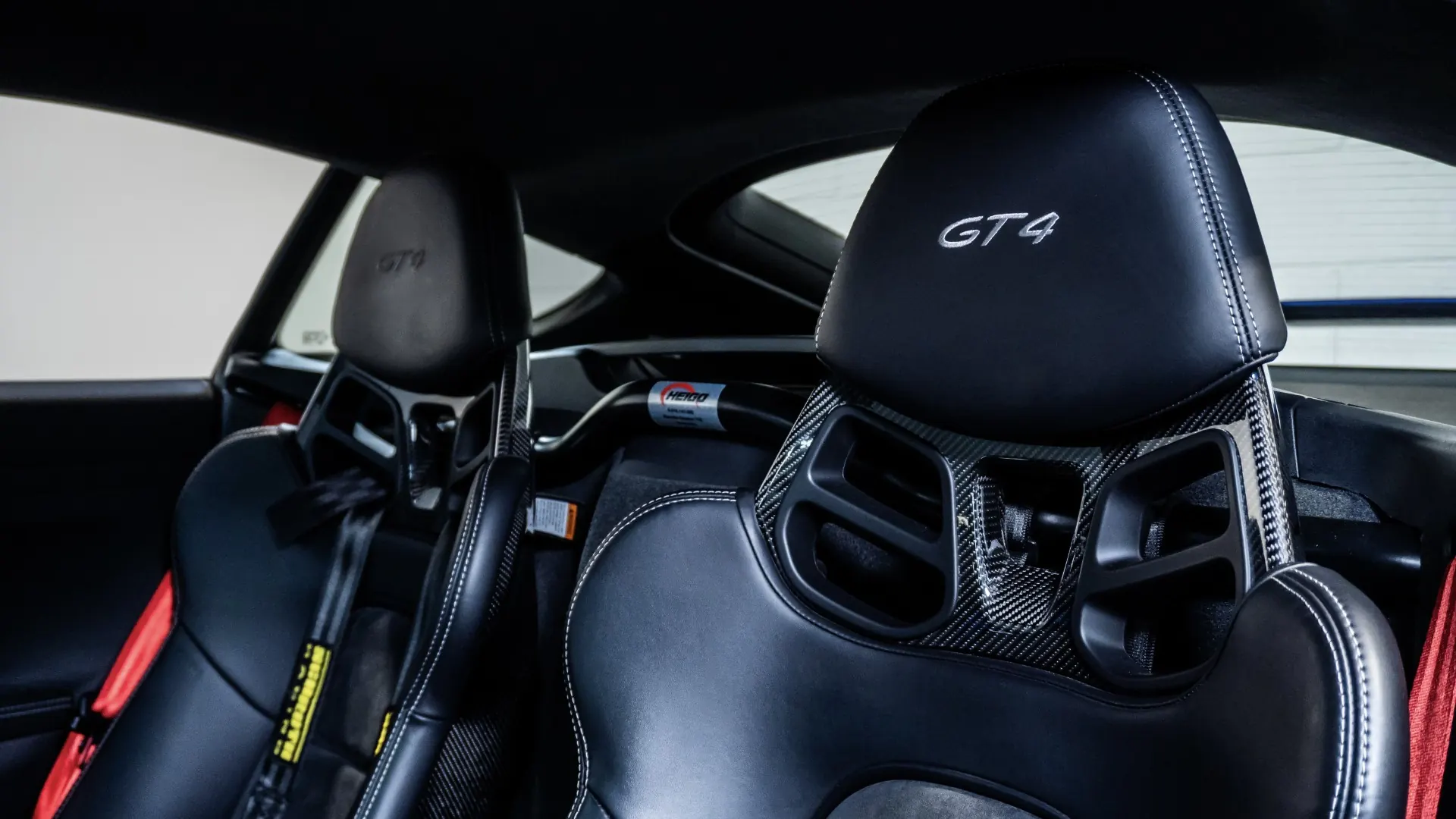 Porsche 718 — photo 17