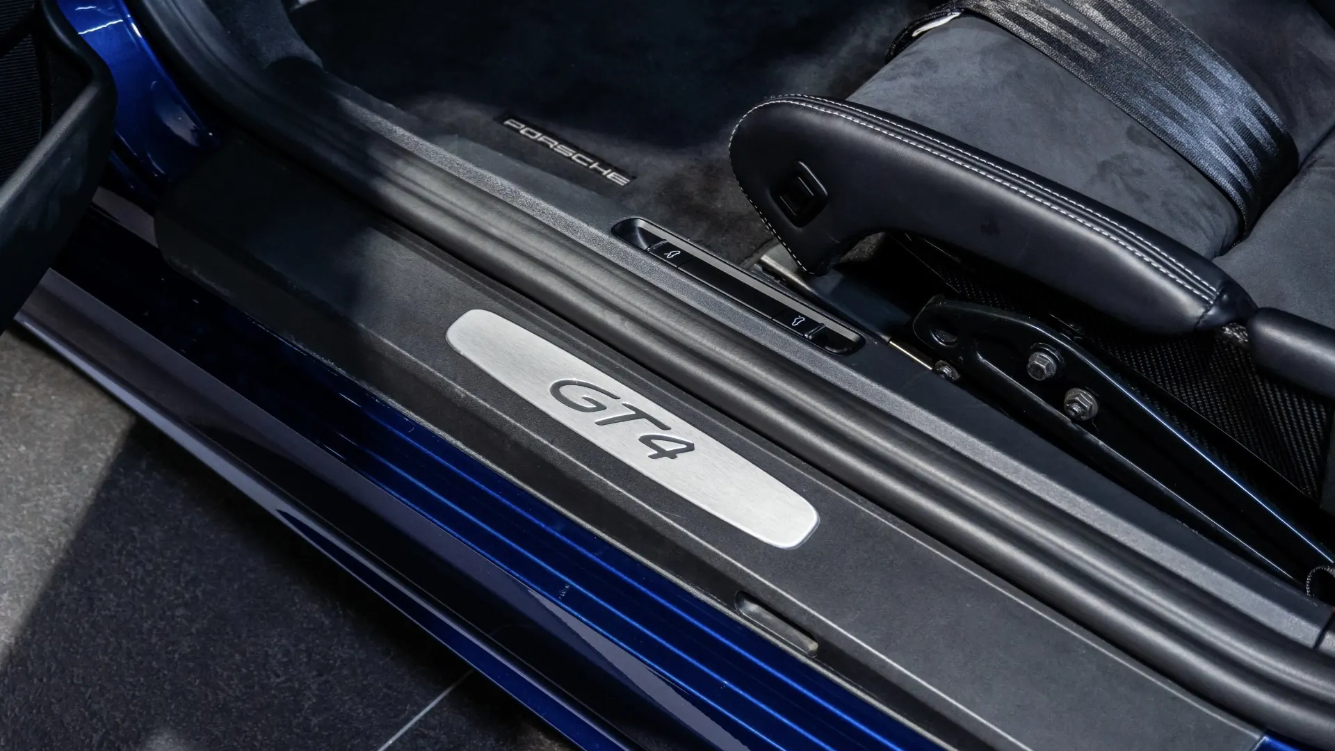 Porsche 718 — photo 15