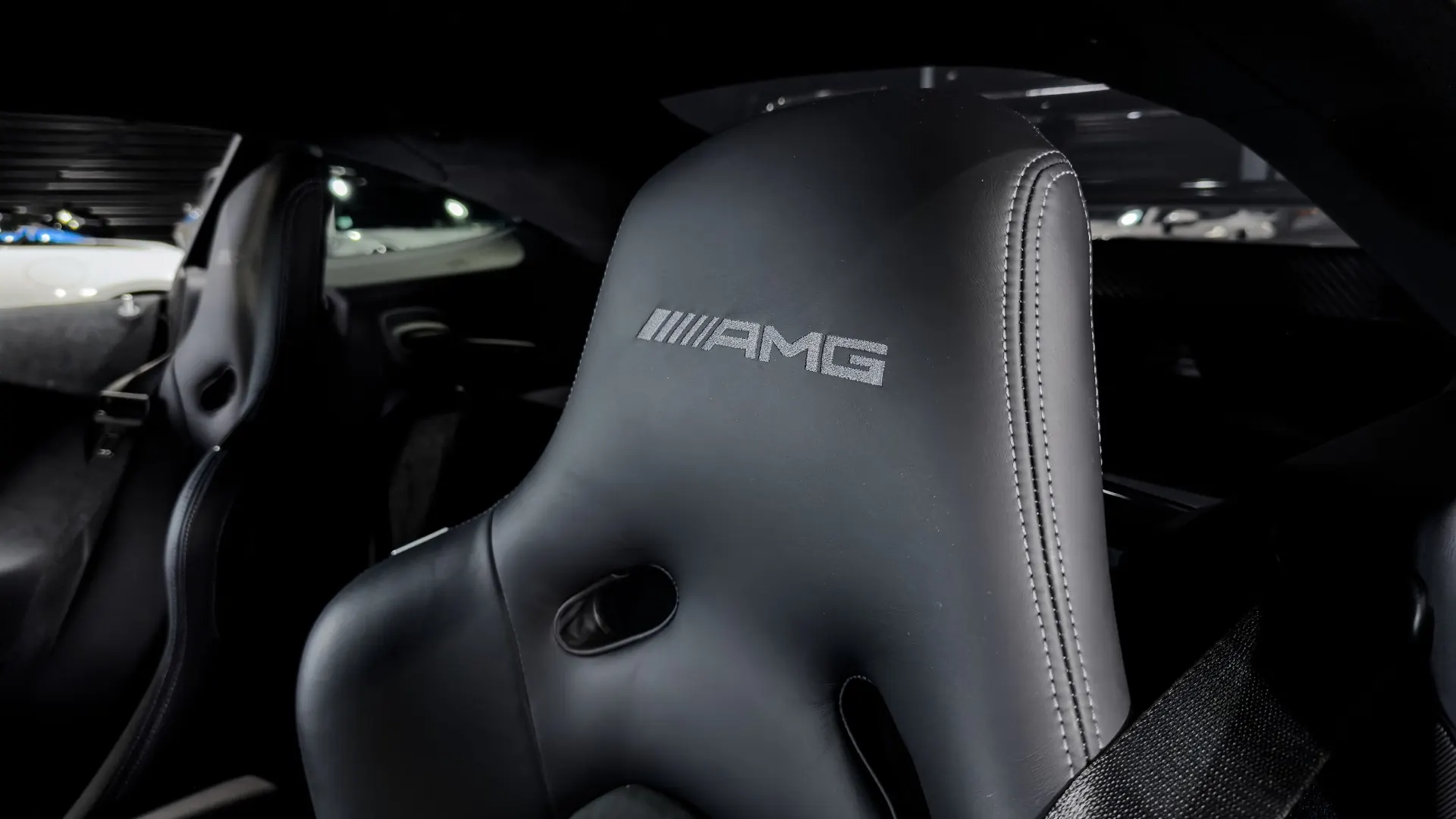 Mercedes-AMG GT — photo 19