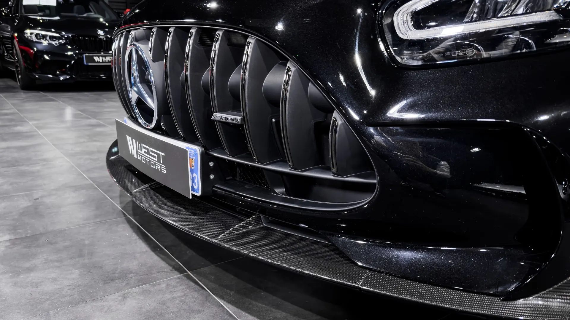 Mercedes-AMG GT — photo 11