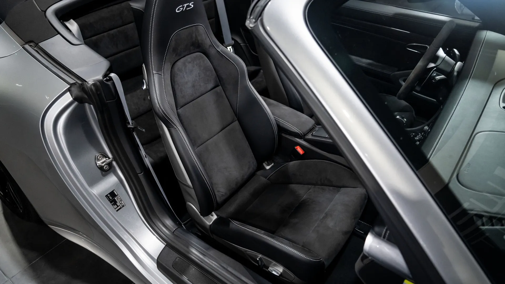 Porsche 911 — photo 11