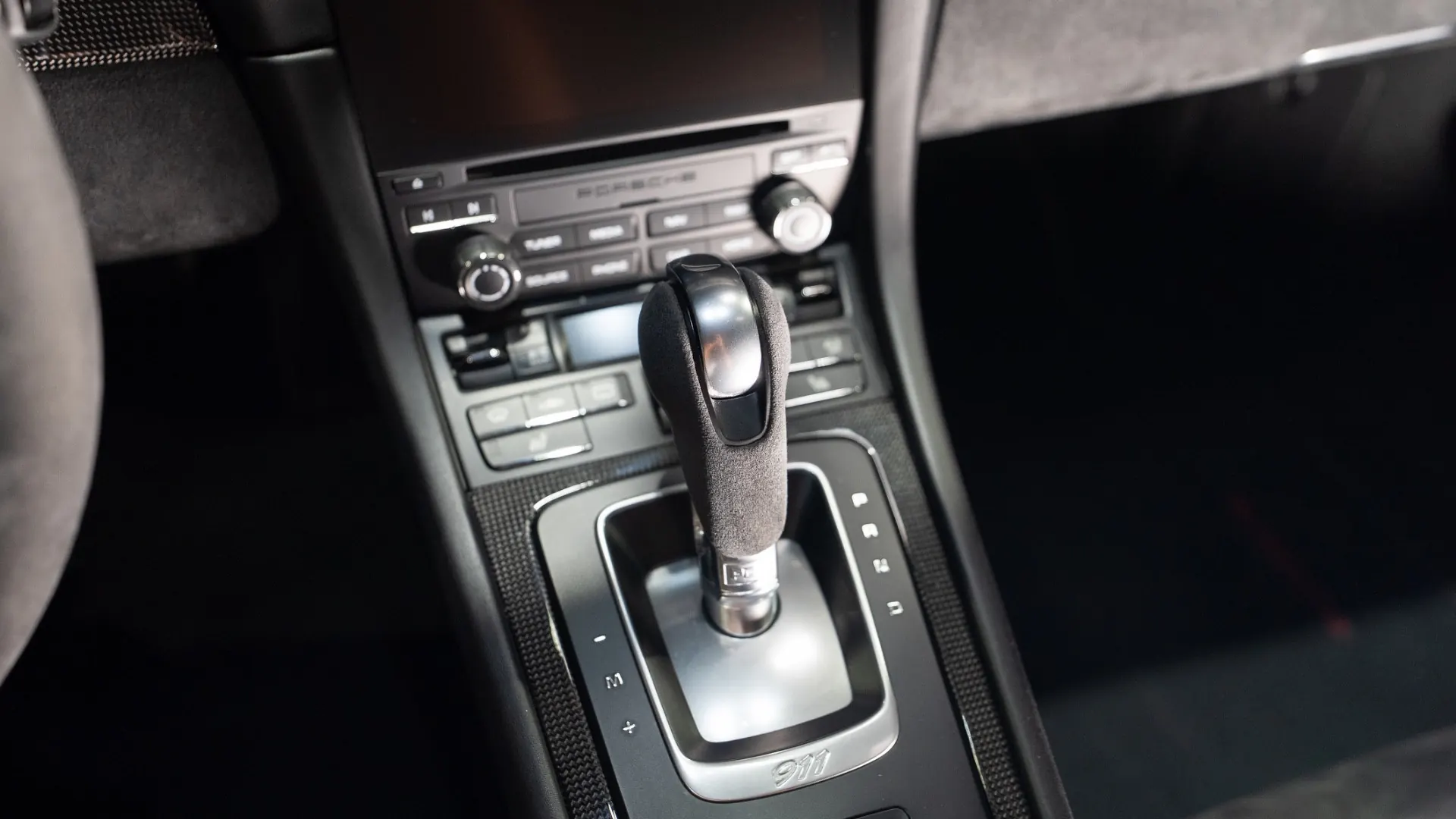 Porsche 911 — photo 22