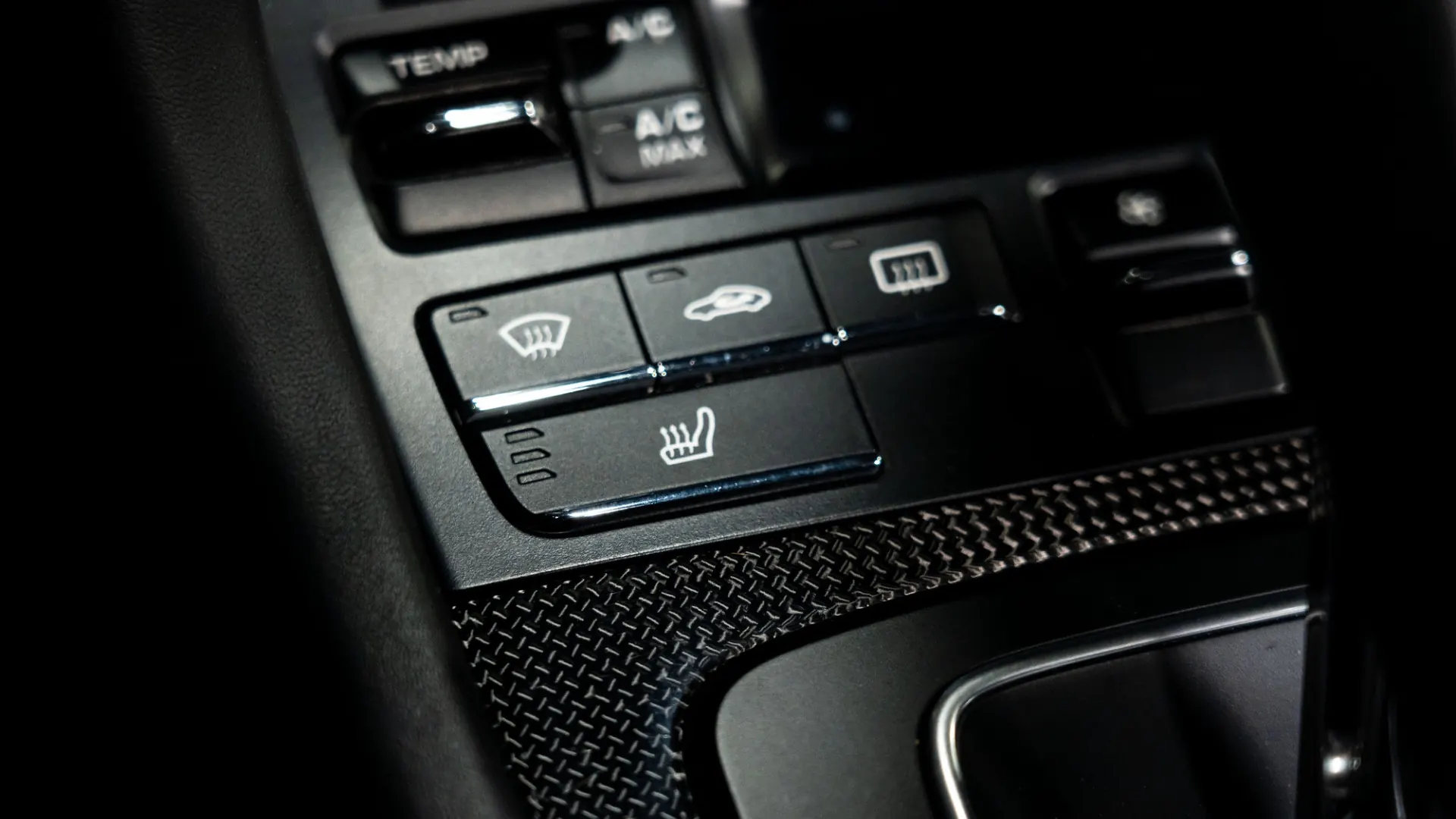 Porsche 911 — photo 25