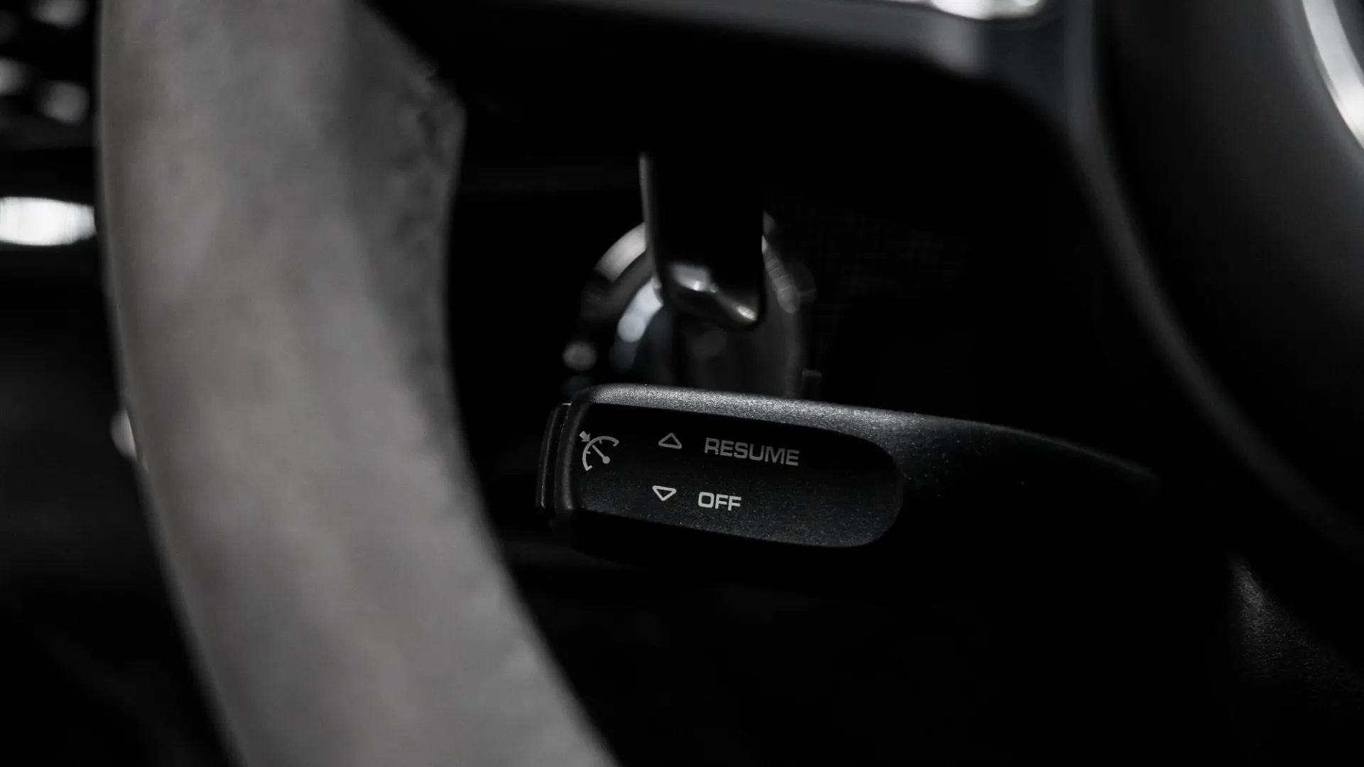 Porsche 911 — photo 19