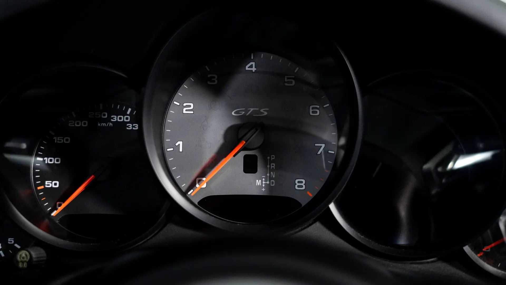 Porsche 911 — photo 18