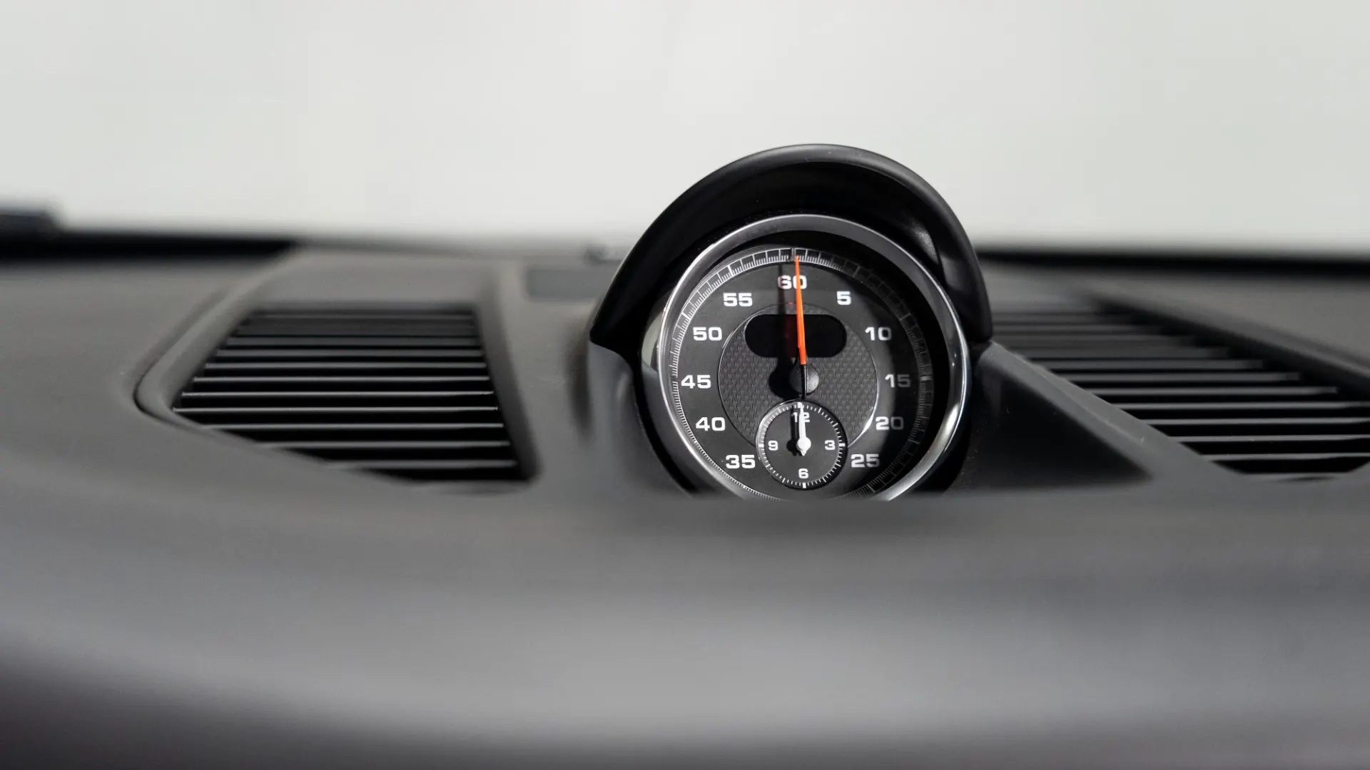 Porsche 911 — photo 18