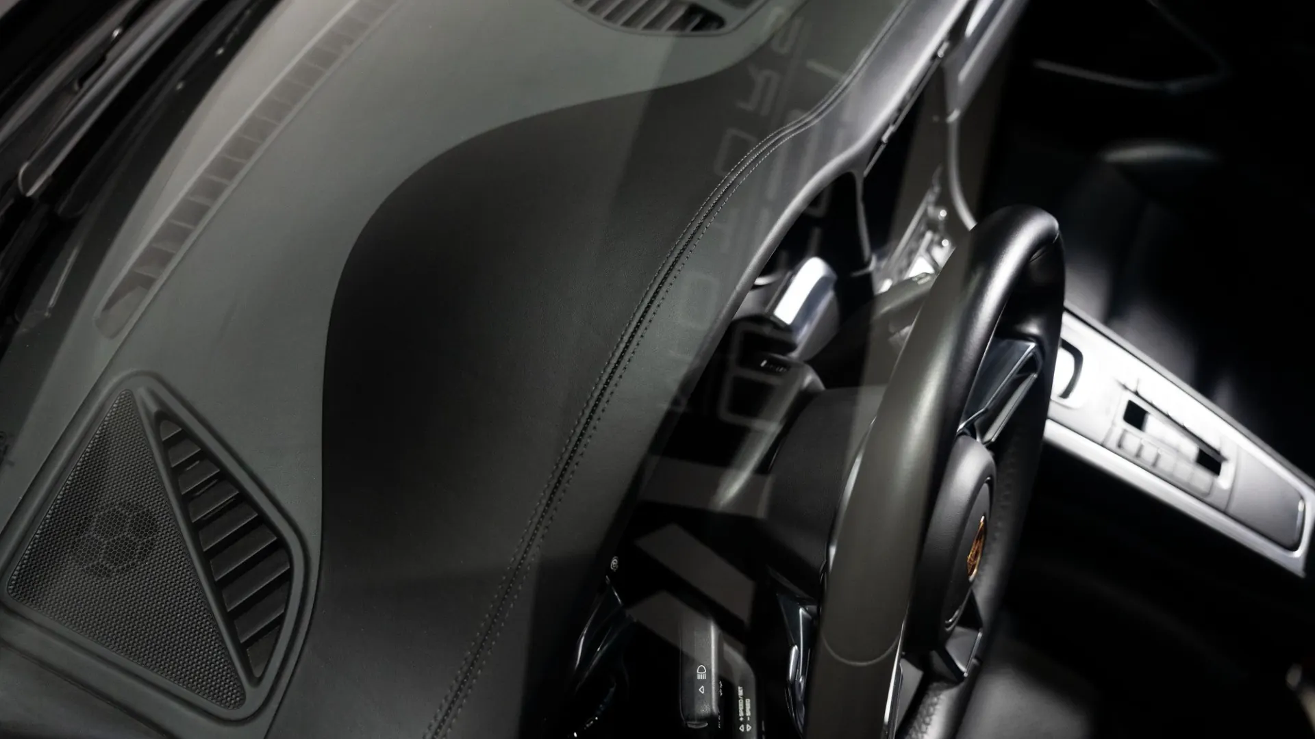Porsche 911 — photo 15