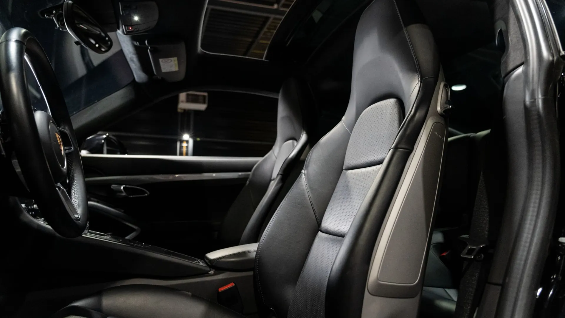 Porsche 911 — photo 10
