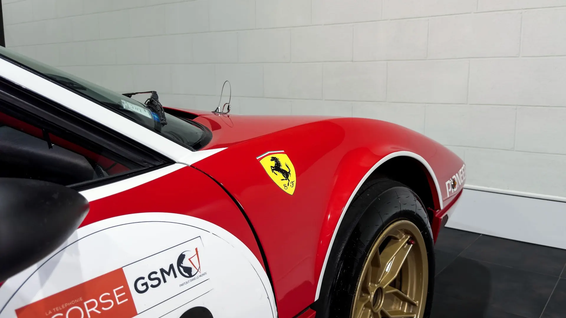 Ferrari 308 — photo 7