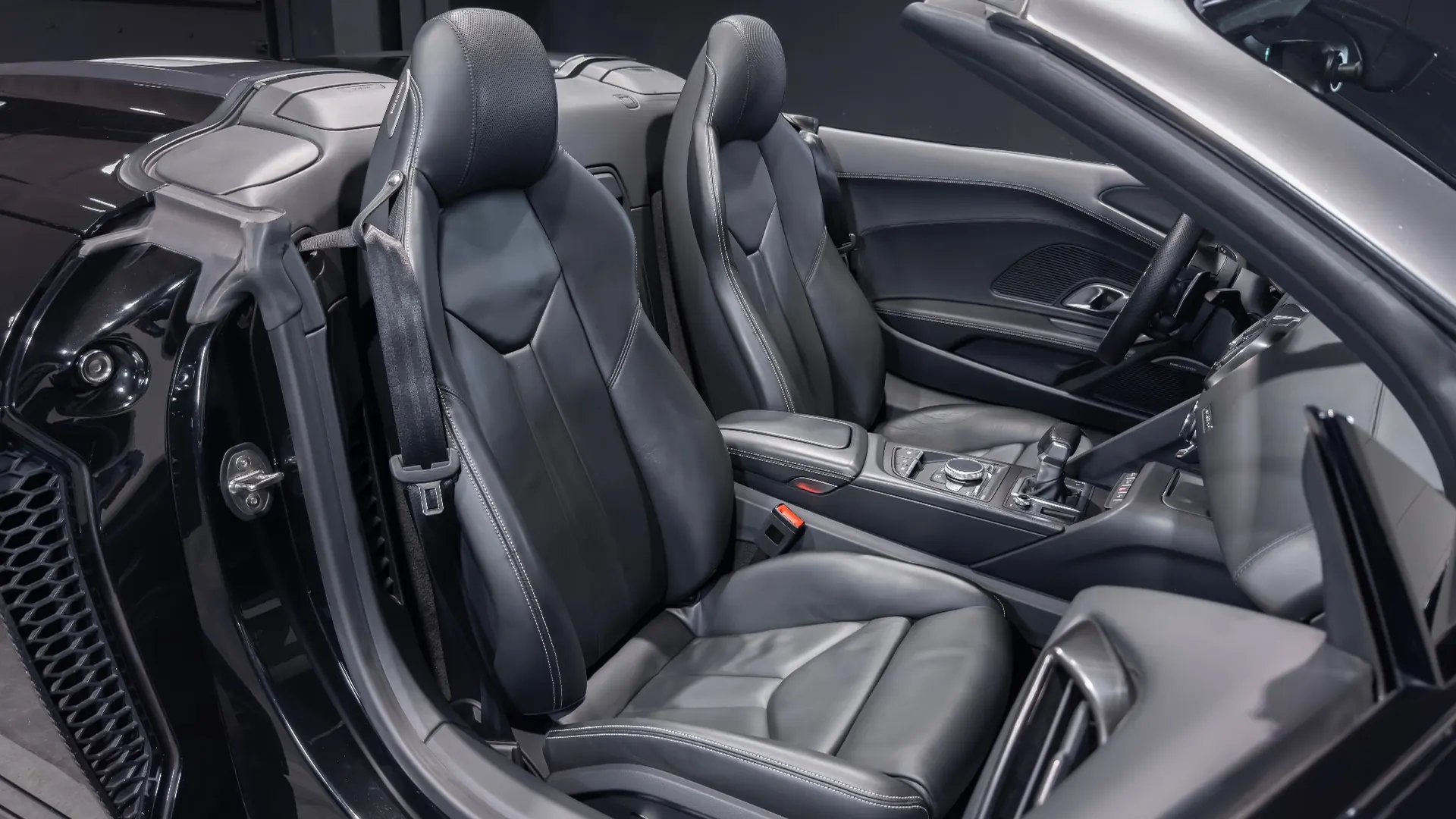 Audi R8 — photo 12
