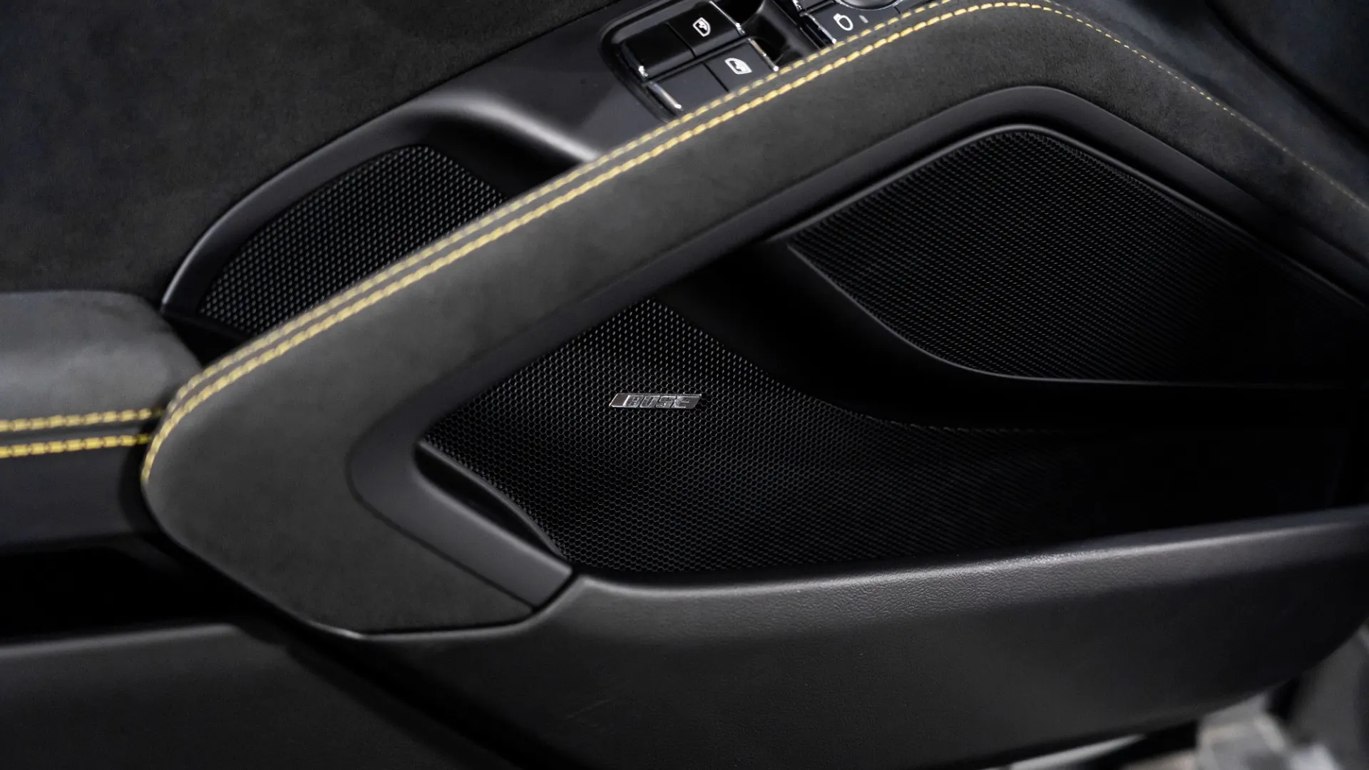 Porsche 718 — photo 28