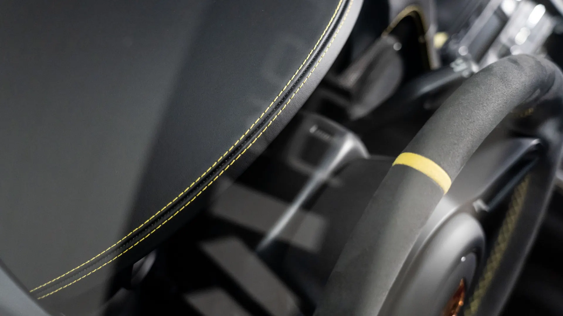 Porsche 718 — photo 18