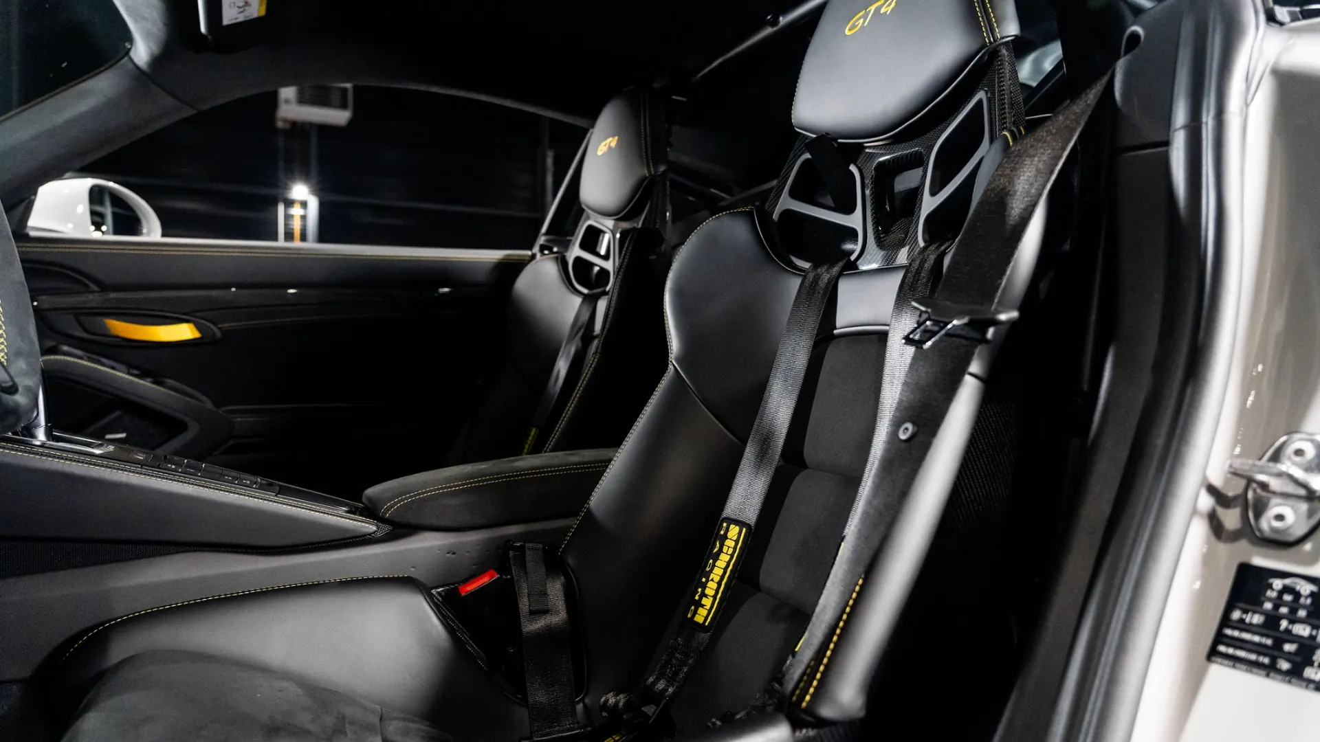 Porsche 718 — photo 10