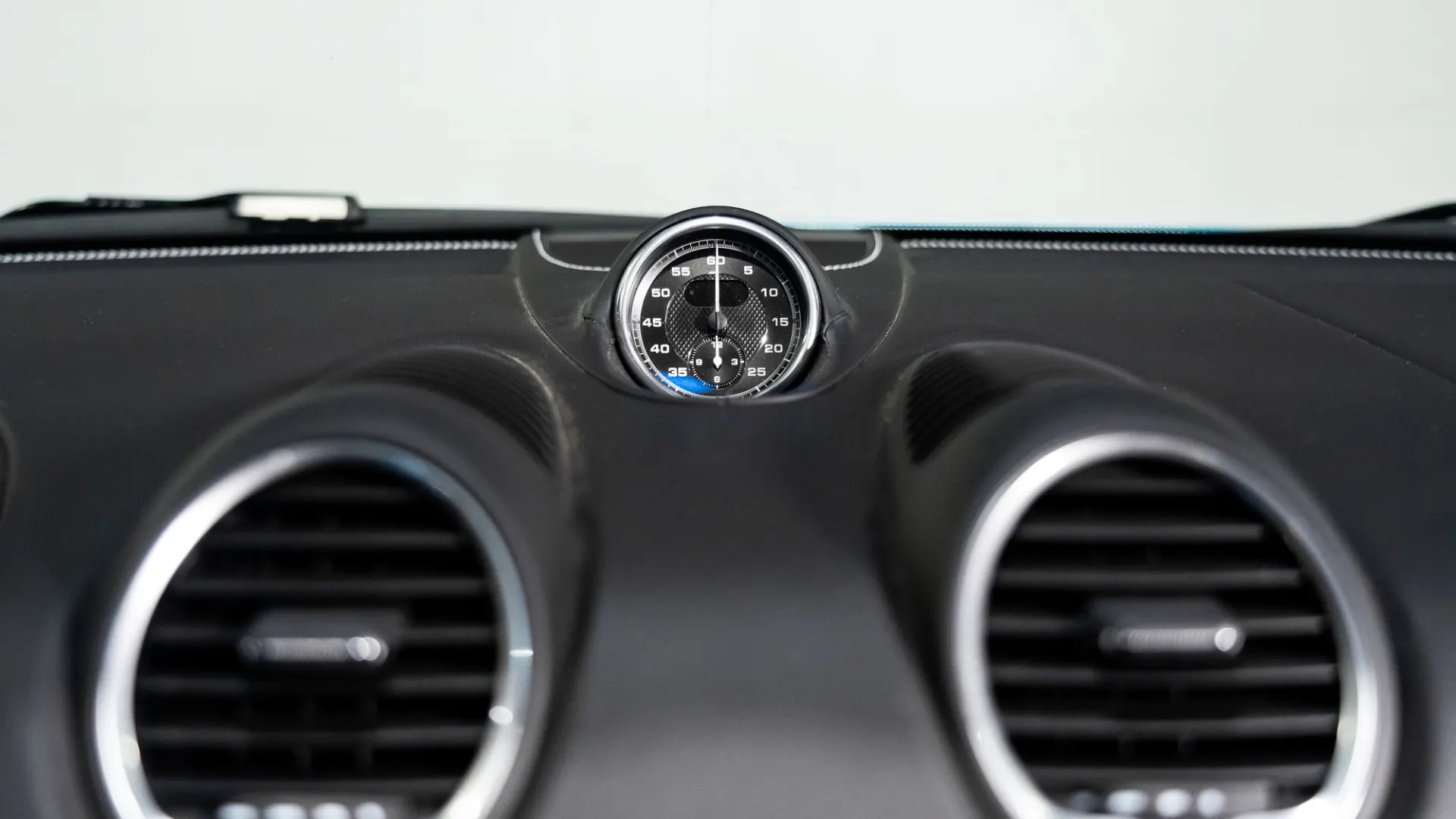 Porsche 718 — photo 21